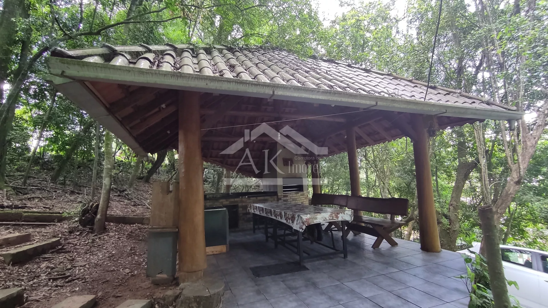Casa com amplo terreno à venda em Picada Café na Serra Gaúcha