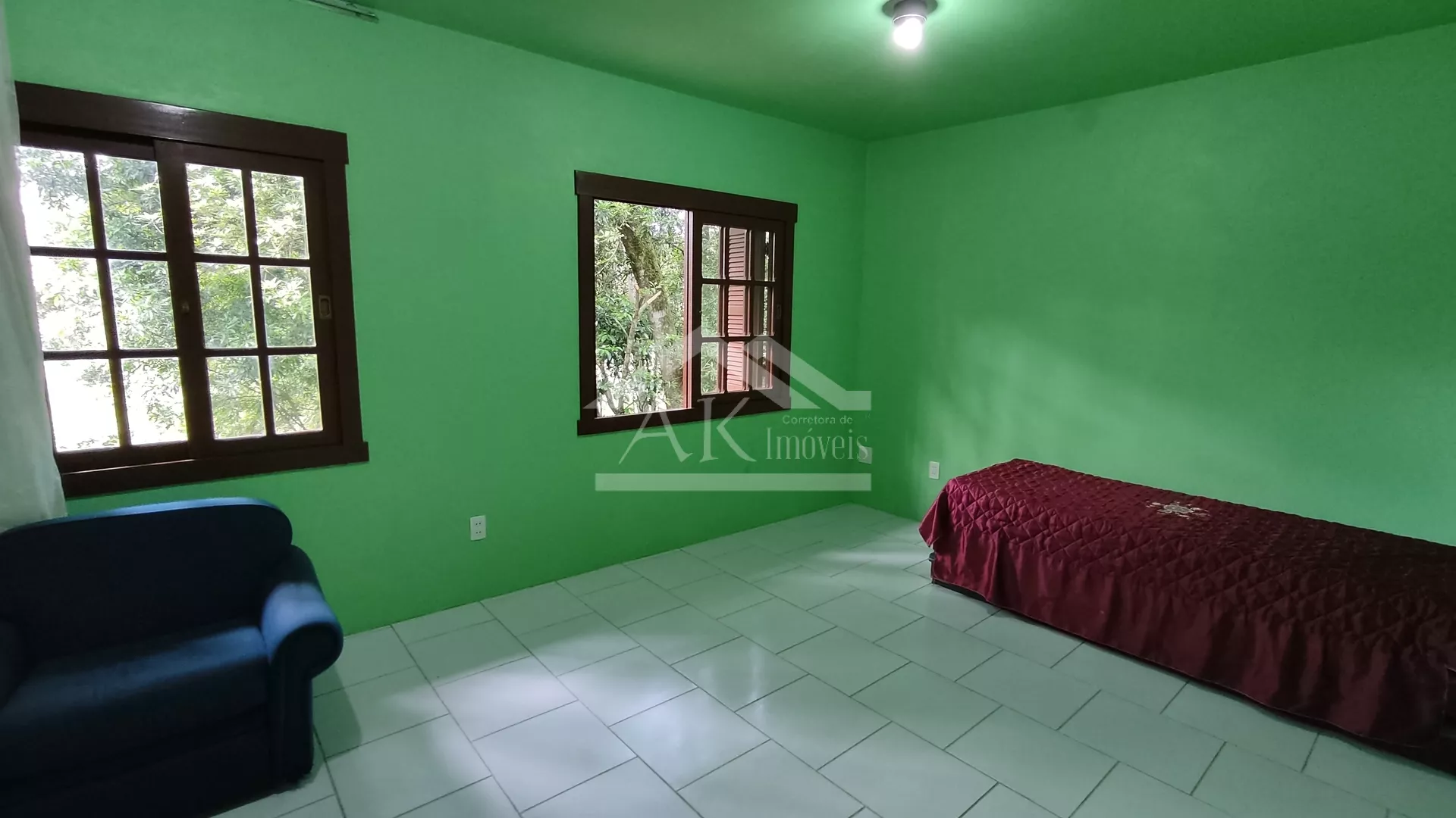 Casa com amplo terreno à venda em Picada Café na Serra Gaúcha