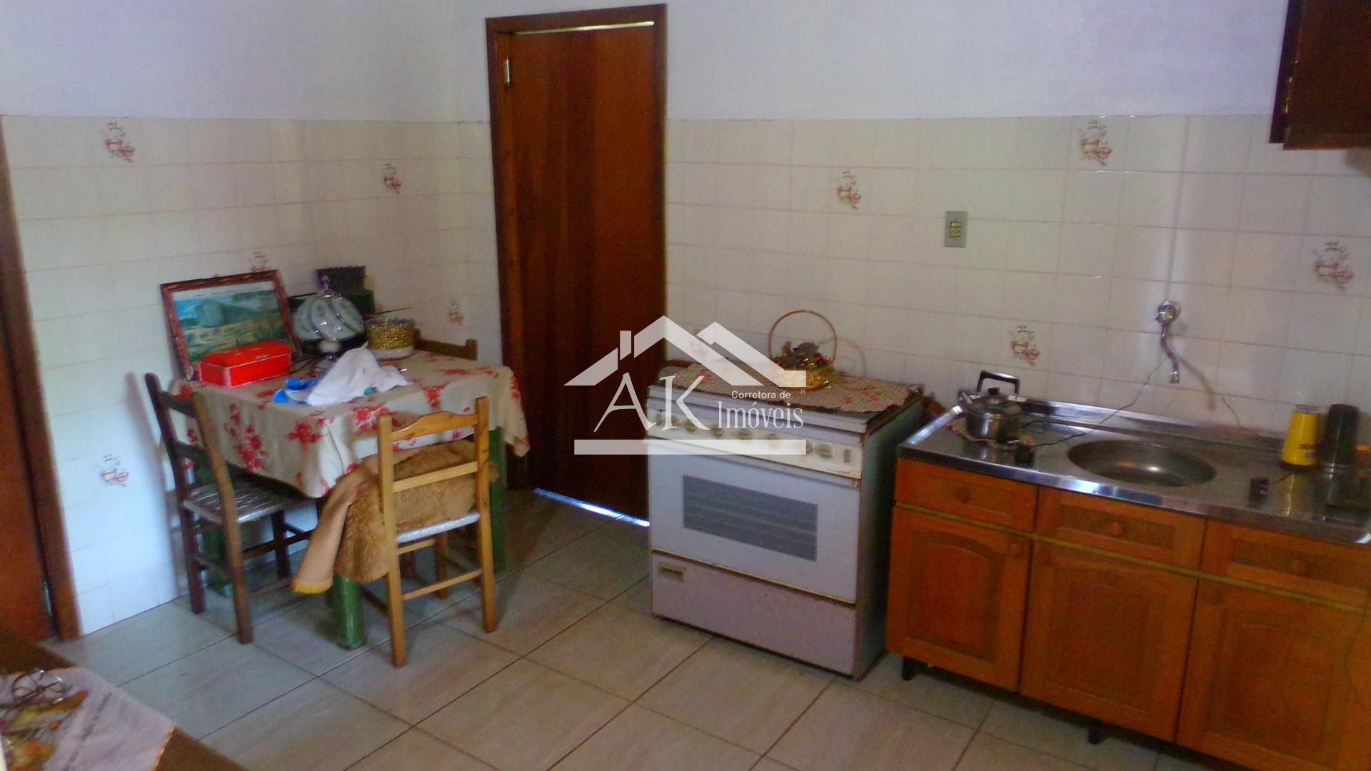 Sítio com duas casas e galpões a venda em Picada Café na Serra Gaúcha