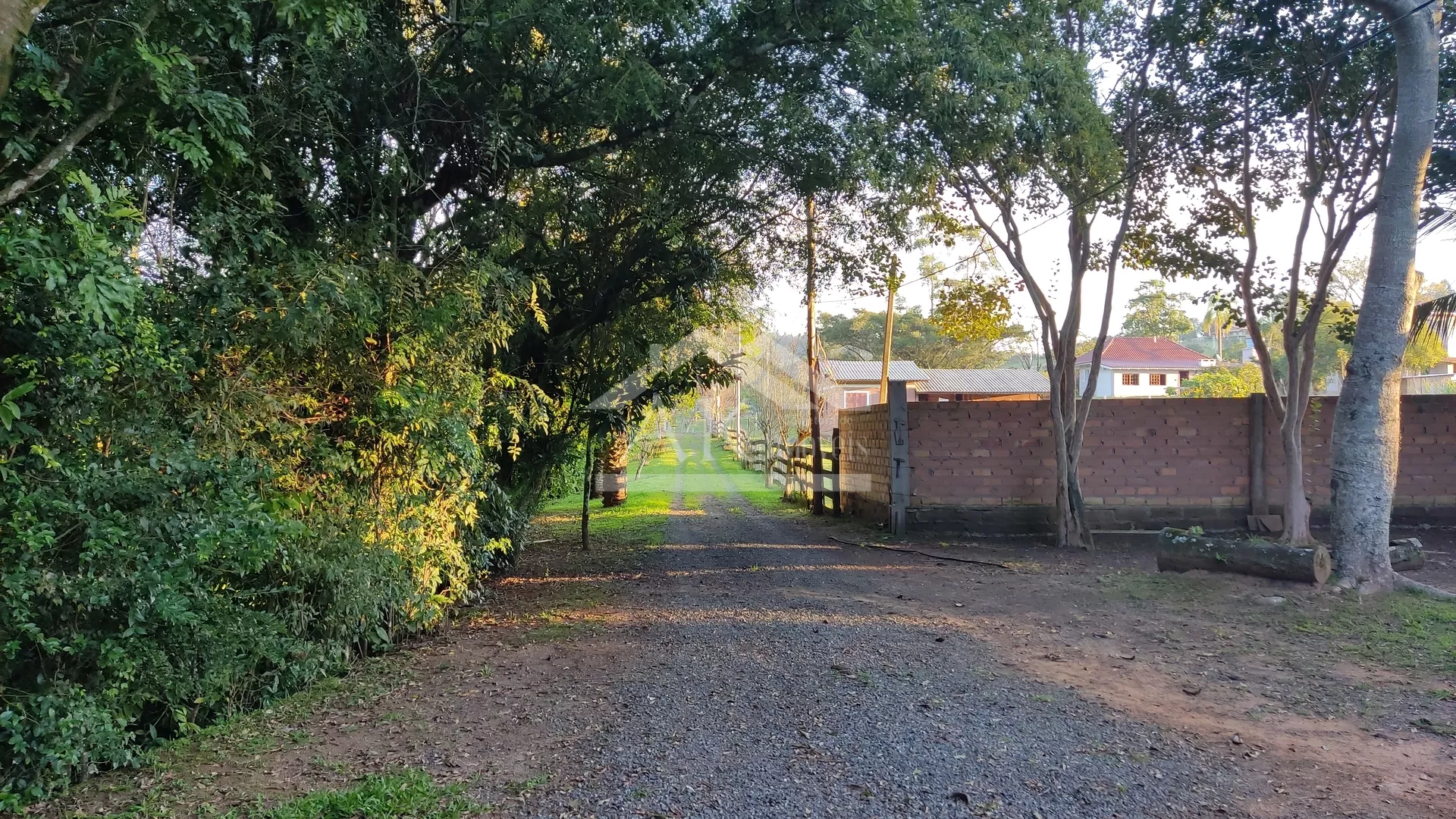 Sítio rico em água à venda em Lomba Grande, Novo Hamburgo RS
