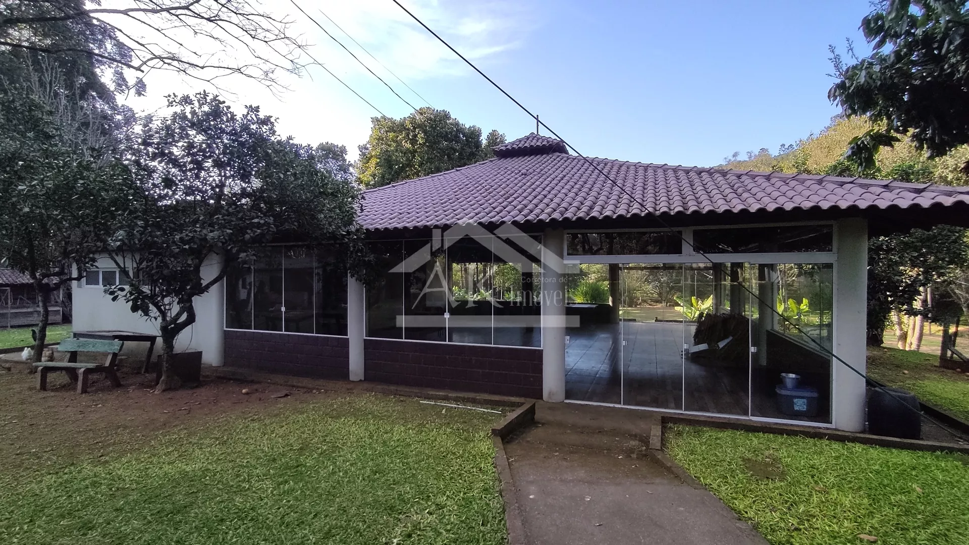 Sítio rico em água à venda em Lomba Grande, Novo Hamburgo RS