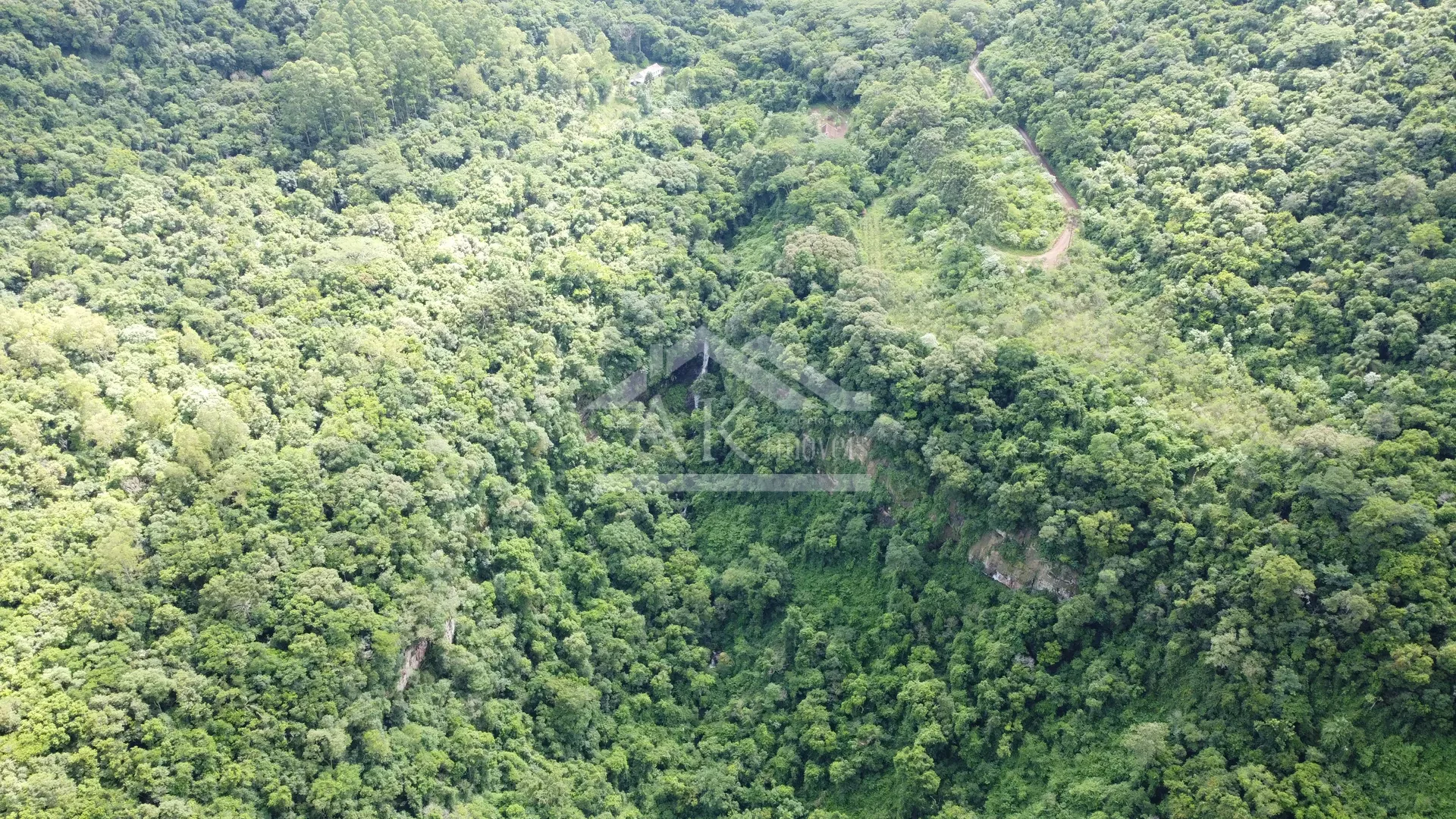 Sítio com cascata a venda no interior de Nova Petrópolis, na Serra Gaúcha