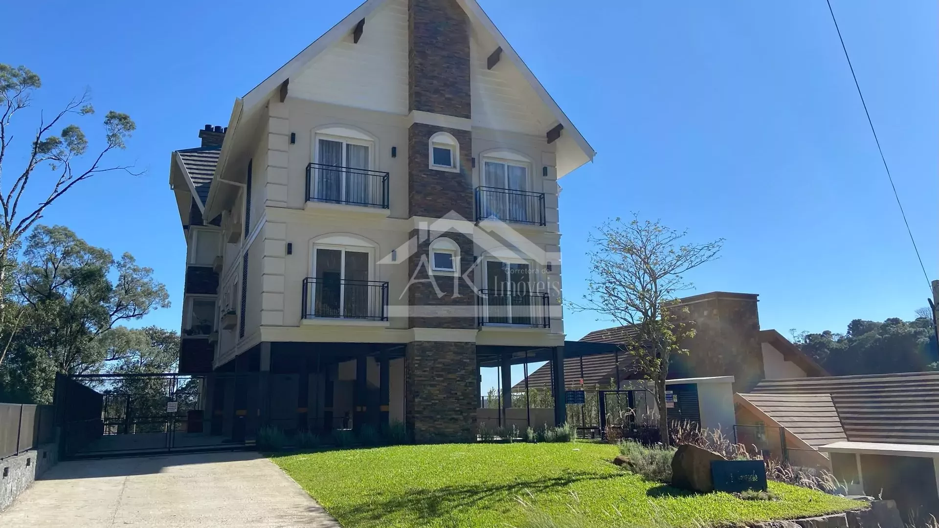 Apartamento bem localizado à venda em Gramado na Serra Gaúcha