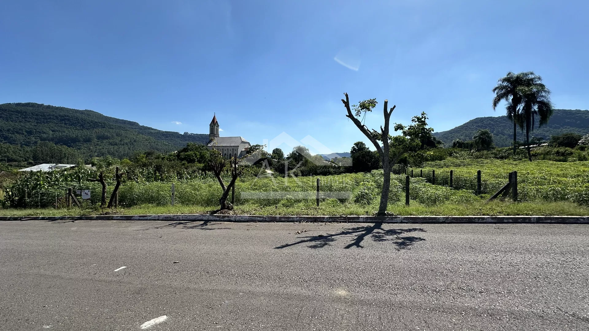 Amplo terreno à venda em Picada Café na Serra Gaúcha