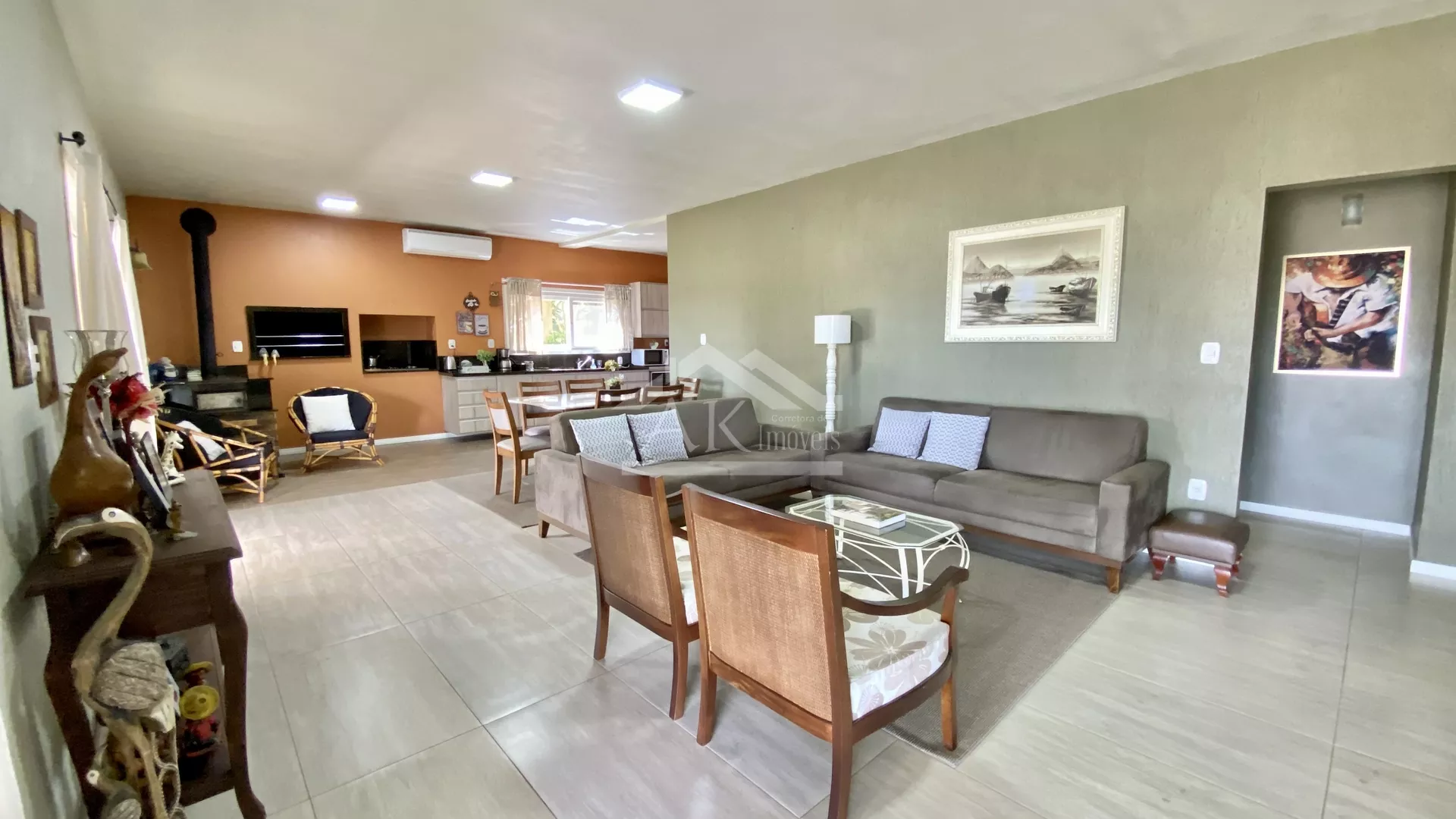 Casa de alto padrão, com duas suítes, à venda em Nova Petrópolis, na Serra Gaúcha
