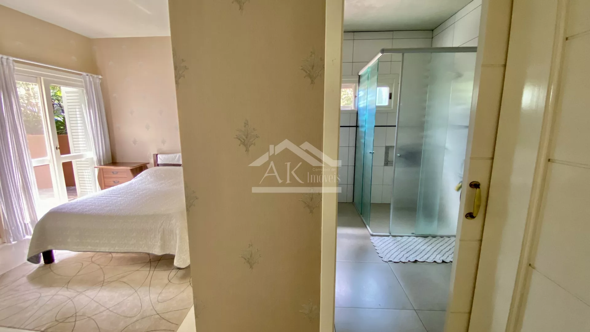 Casa de alto padrão, com duas suítes, à venda em Nova Petrópolis, na Serra Gaúcha