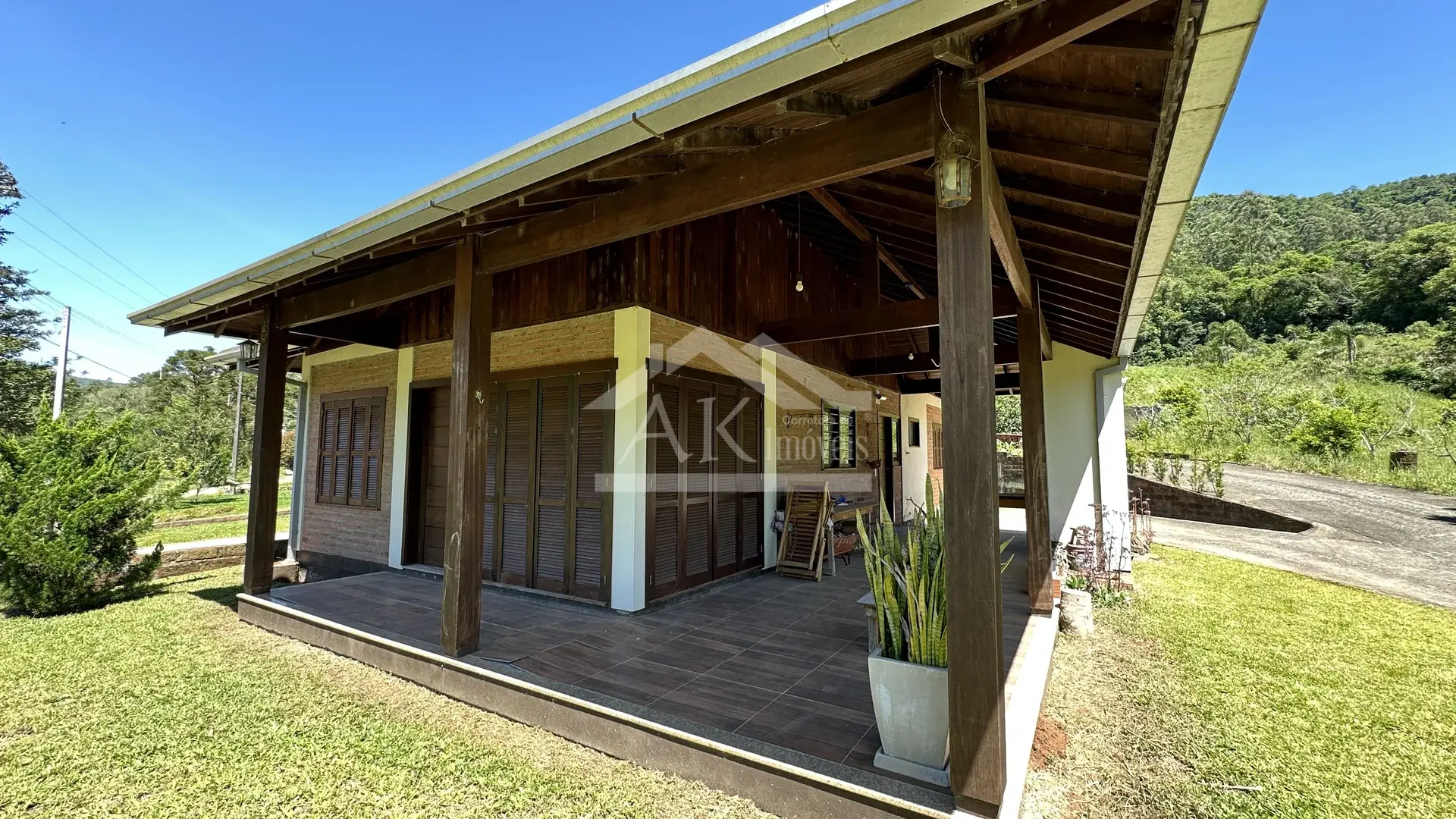 Imagens do imóveis Sítio com casa de 3 quartos à venda em Picada Café na Serra Gaúcha