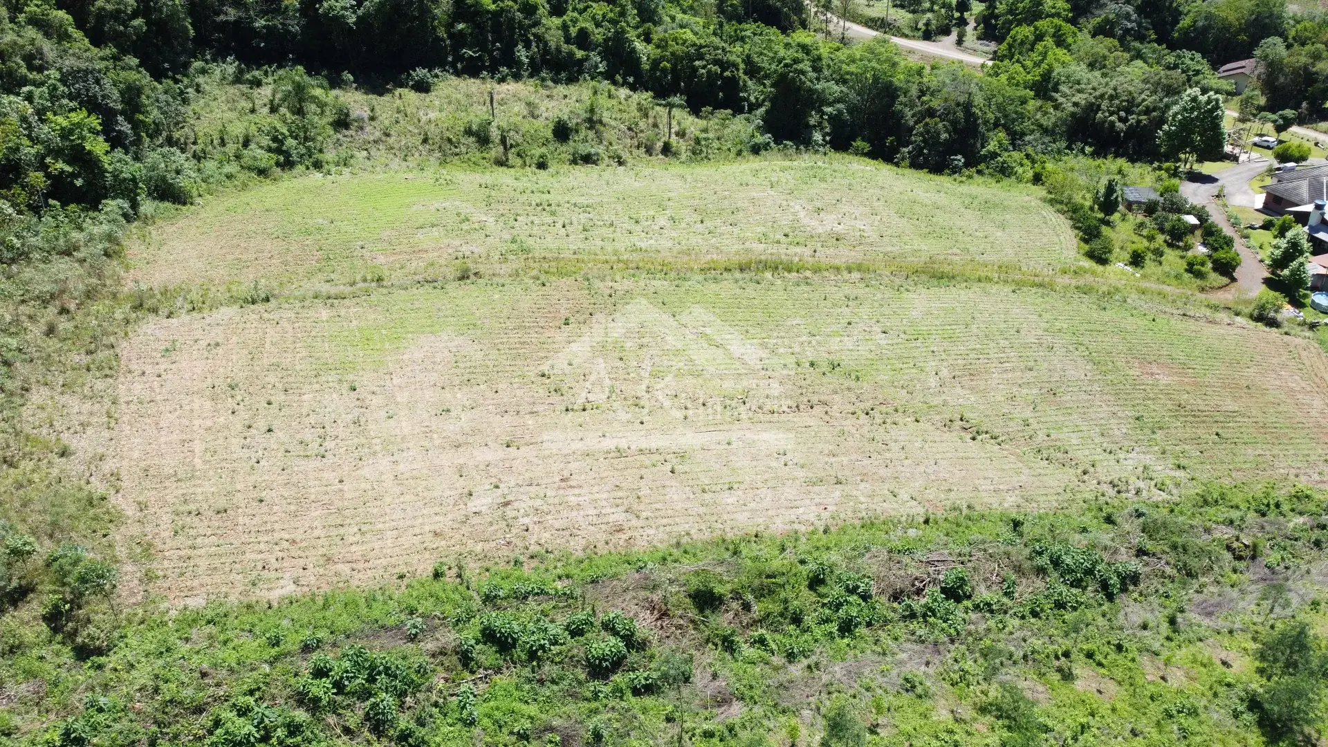 Imagens do imóveis Sítio com casa de 3 quartos à venda em Picada Café na Serra Gaúcha