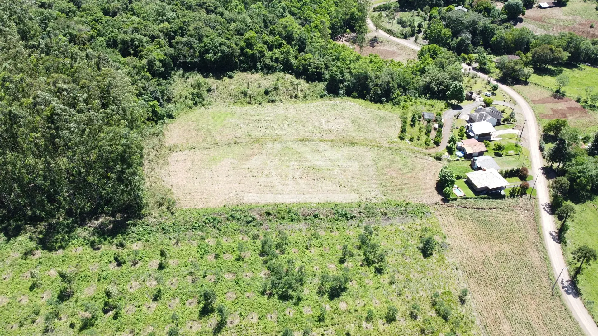 Imagens do imóveis Sítio com casa de 3 quartos à venda em Picada Café na Serra Gaúcha