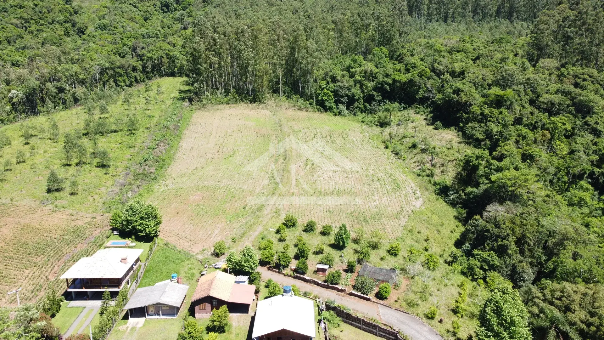 Imagens do imóveis Sítio com casa de 3 quartos à venda em Picada Café na Serra Gaúcha