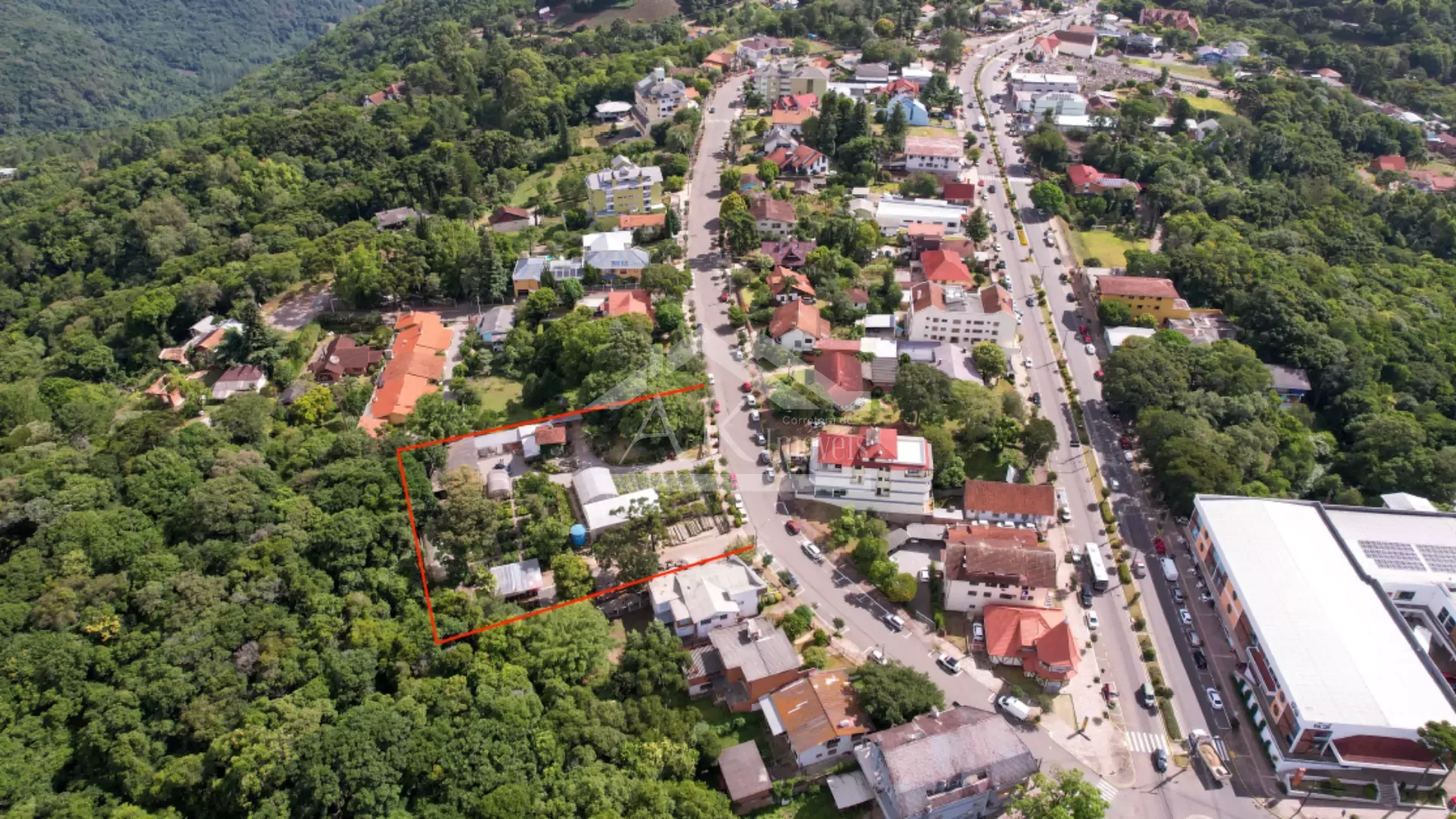Amplo terreno comercial à venda no Centro da cidade de Nova Petrópolis - Serra Gaúcha