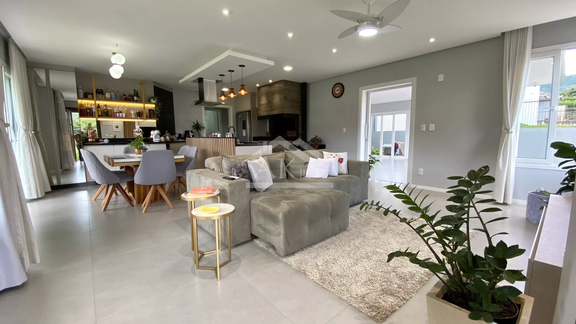 Excelente casa com suíte e dois quartos à venda em Picada Café, na Serra Gaúcha