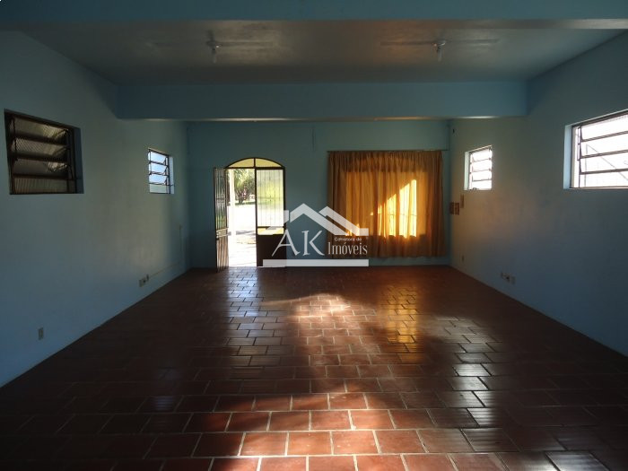 Prédio comercial e residencial à venda na BR-116 em Picada Café, na Serra Gaúcha