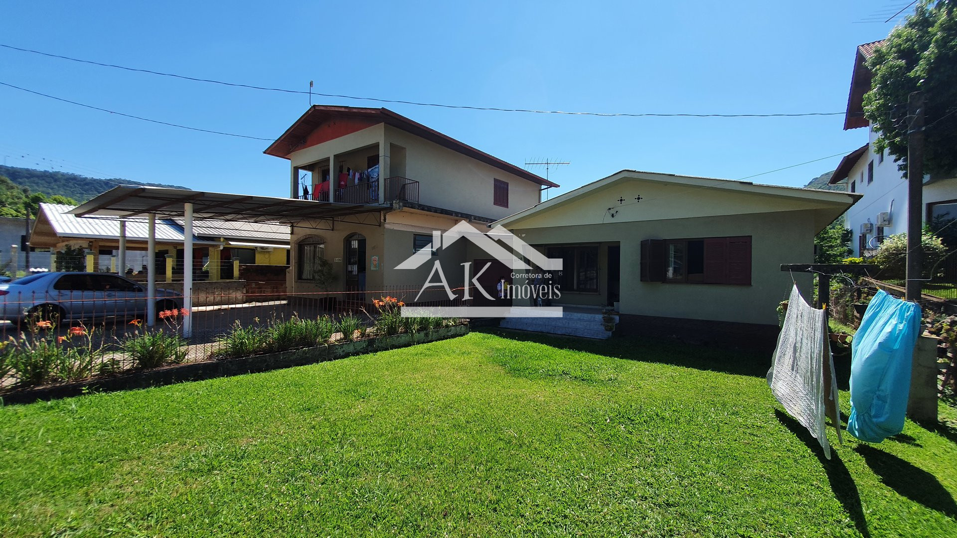 Prédio comercial e residencial à venda na BR-116 em Picada Café, na Serra Gaúcha
