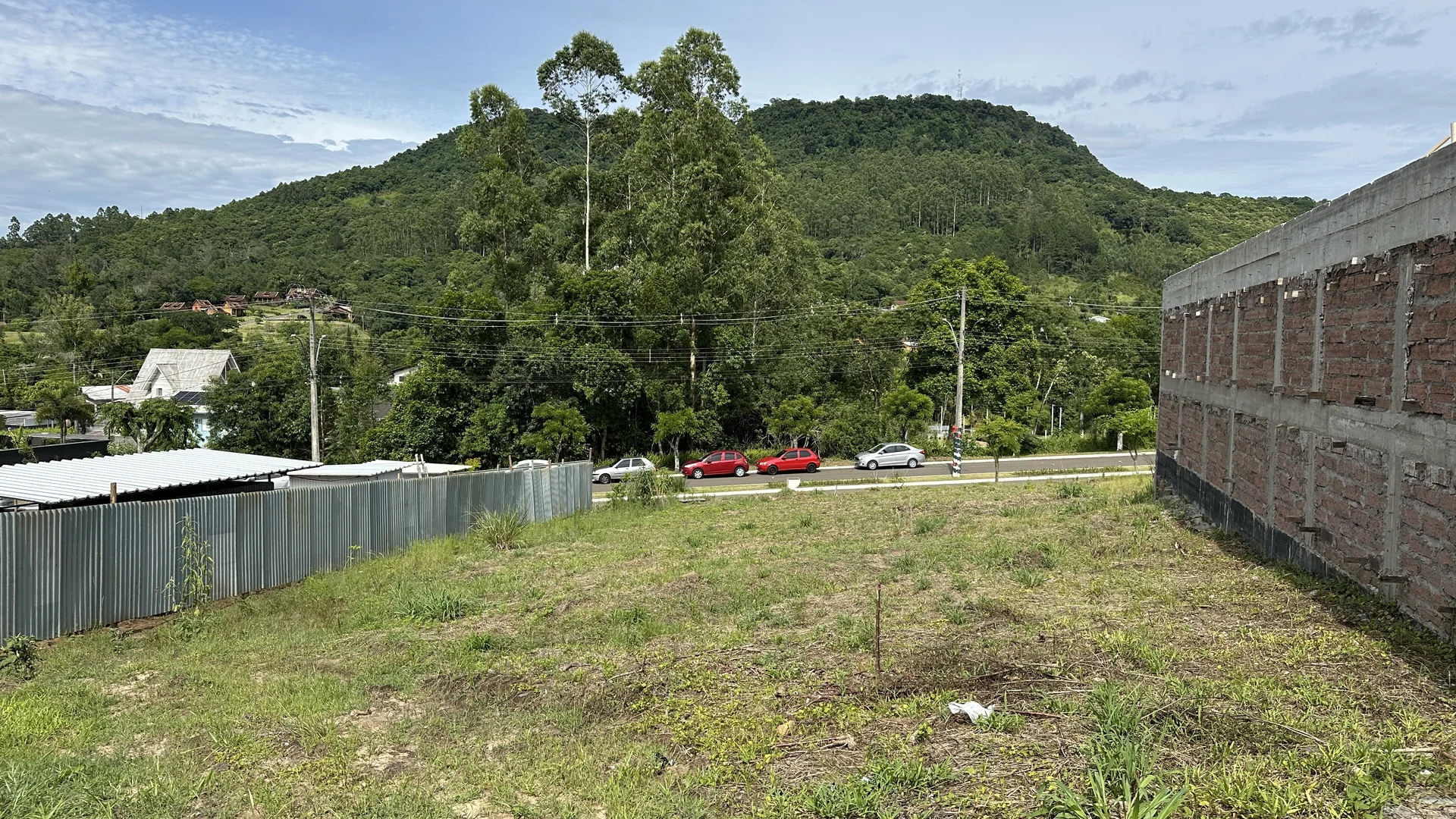 Amplo terreno à venda no centro de Picada Café, na Serra Gaúcha