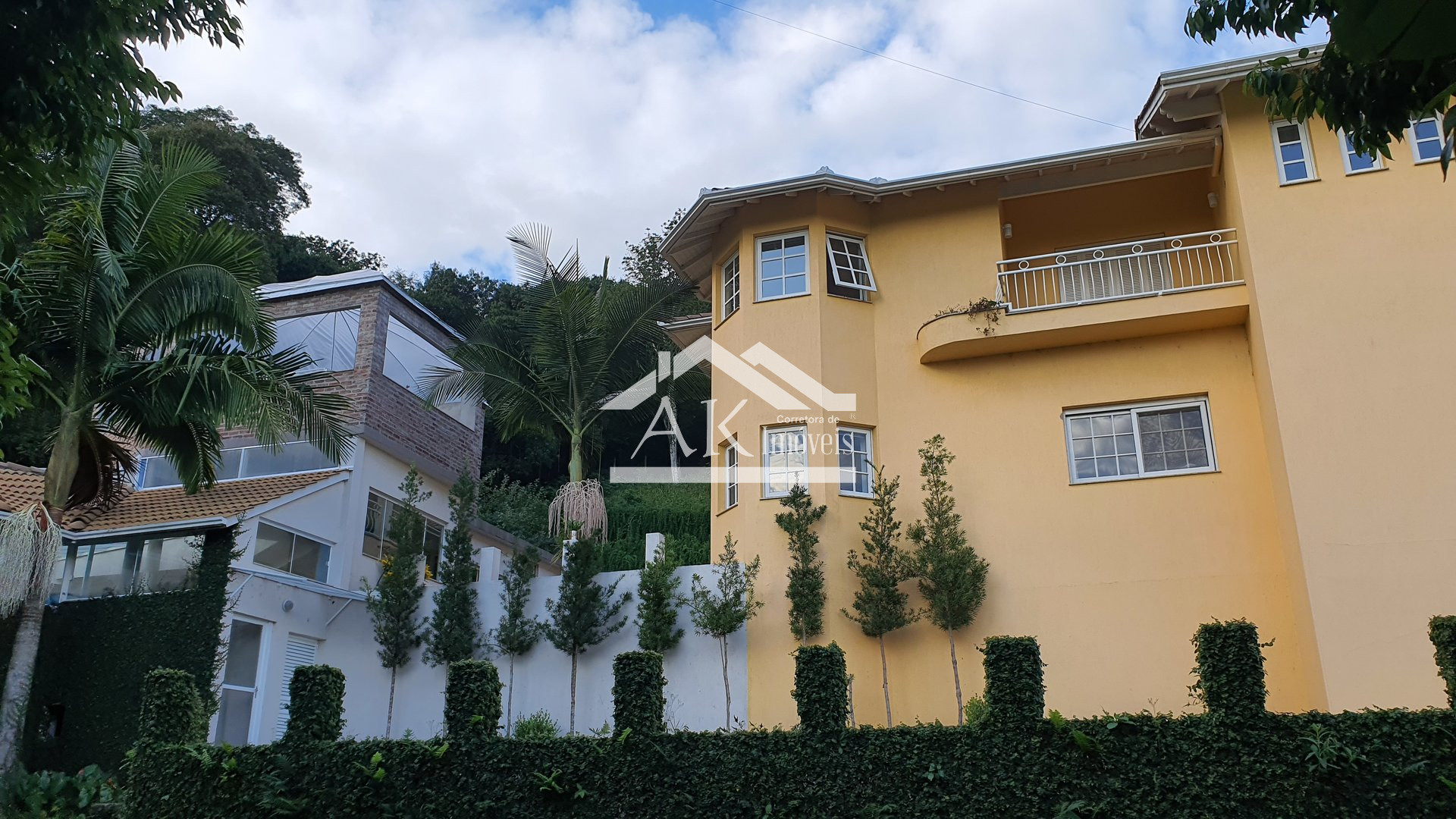 Sítio de alto padrão a venda em Picada Café na Serra Gaúcha