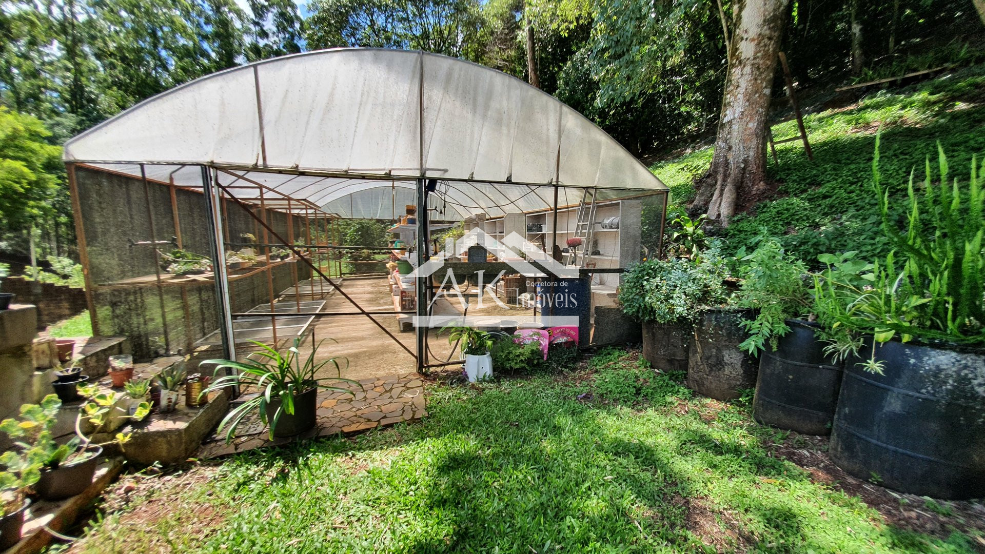 Sítio de alto padrão a venda em Picada Café na Serra Gaúcha