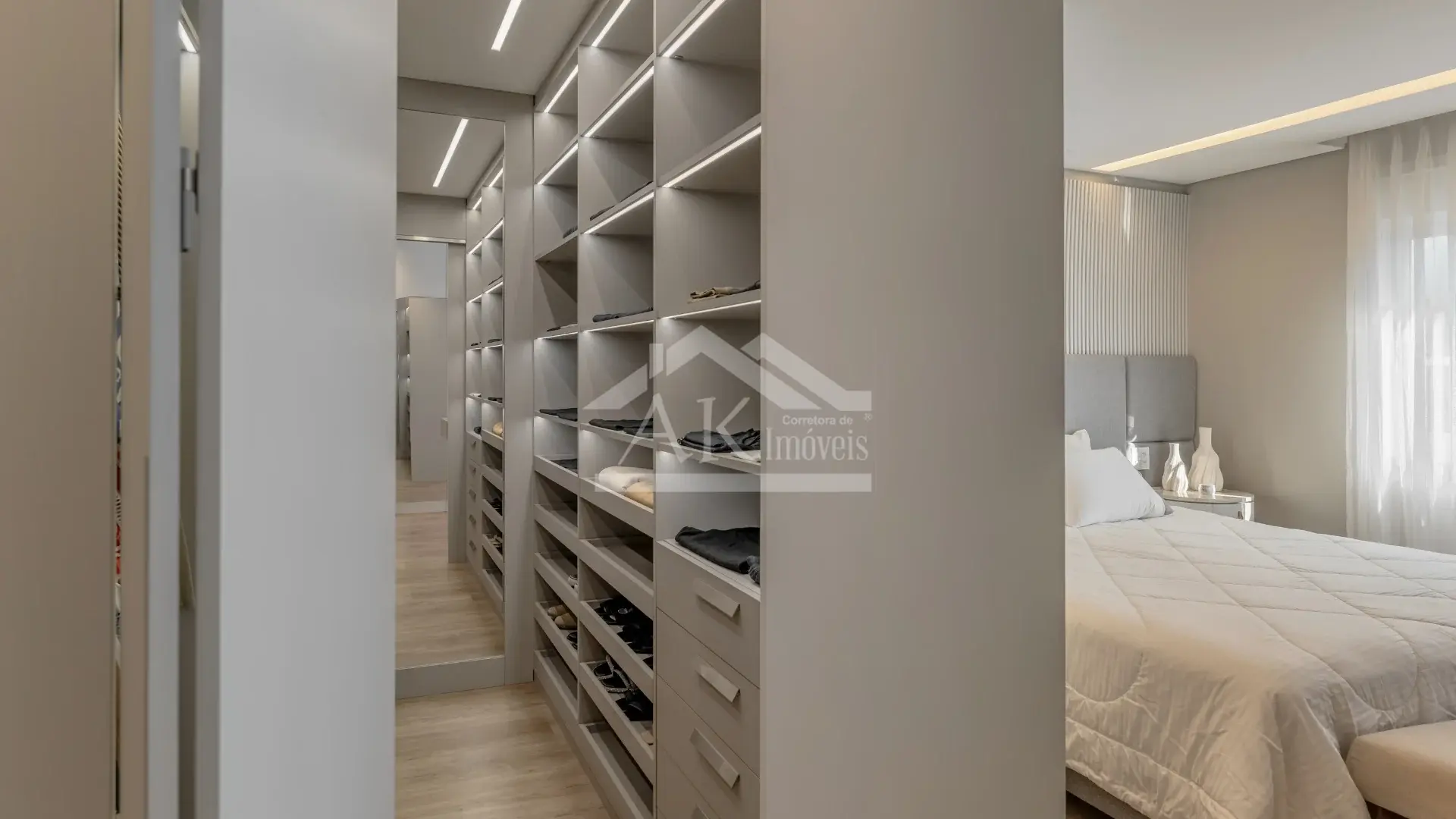 Apartamento decorado e mobiliado à venda no centro de Nova Petrópolis, na Serra Gaúcha