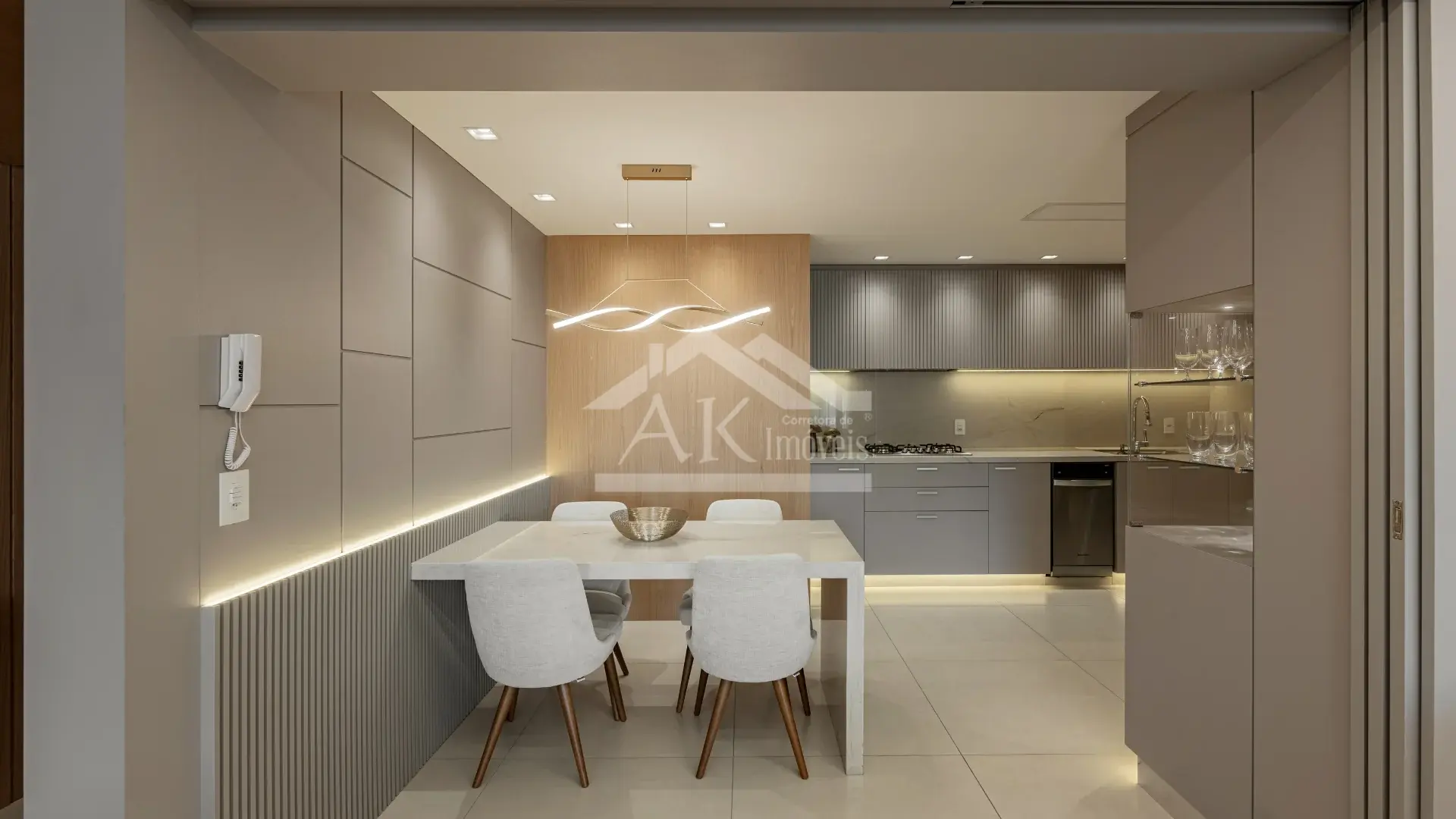 Apartamento decorado e mobiliado à venda no centro de Nova Petrópolis, na Serra Gaúcha