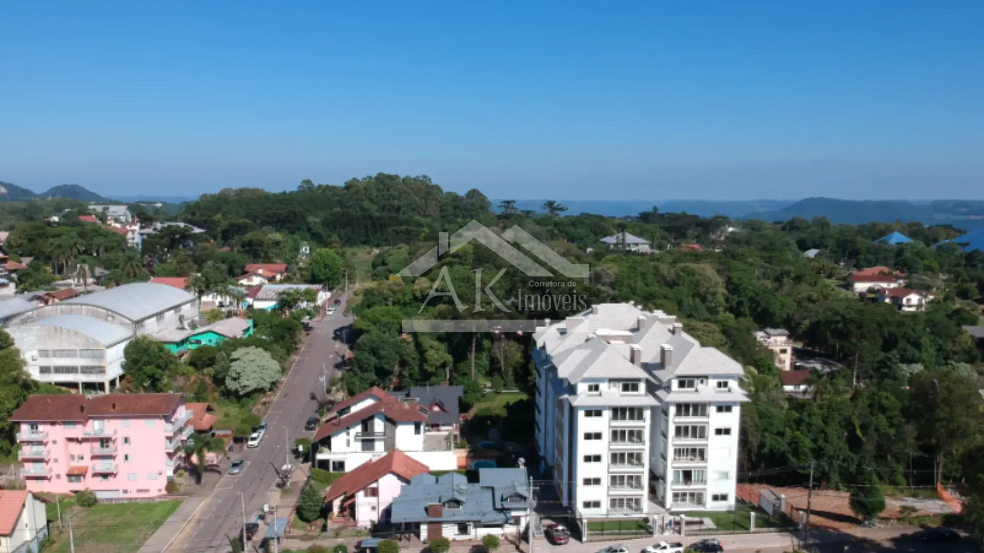 Apartamento decorado e mobiliado à venda no centro de Nova Petrópolis, na Serra Gaúcha
