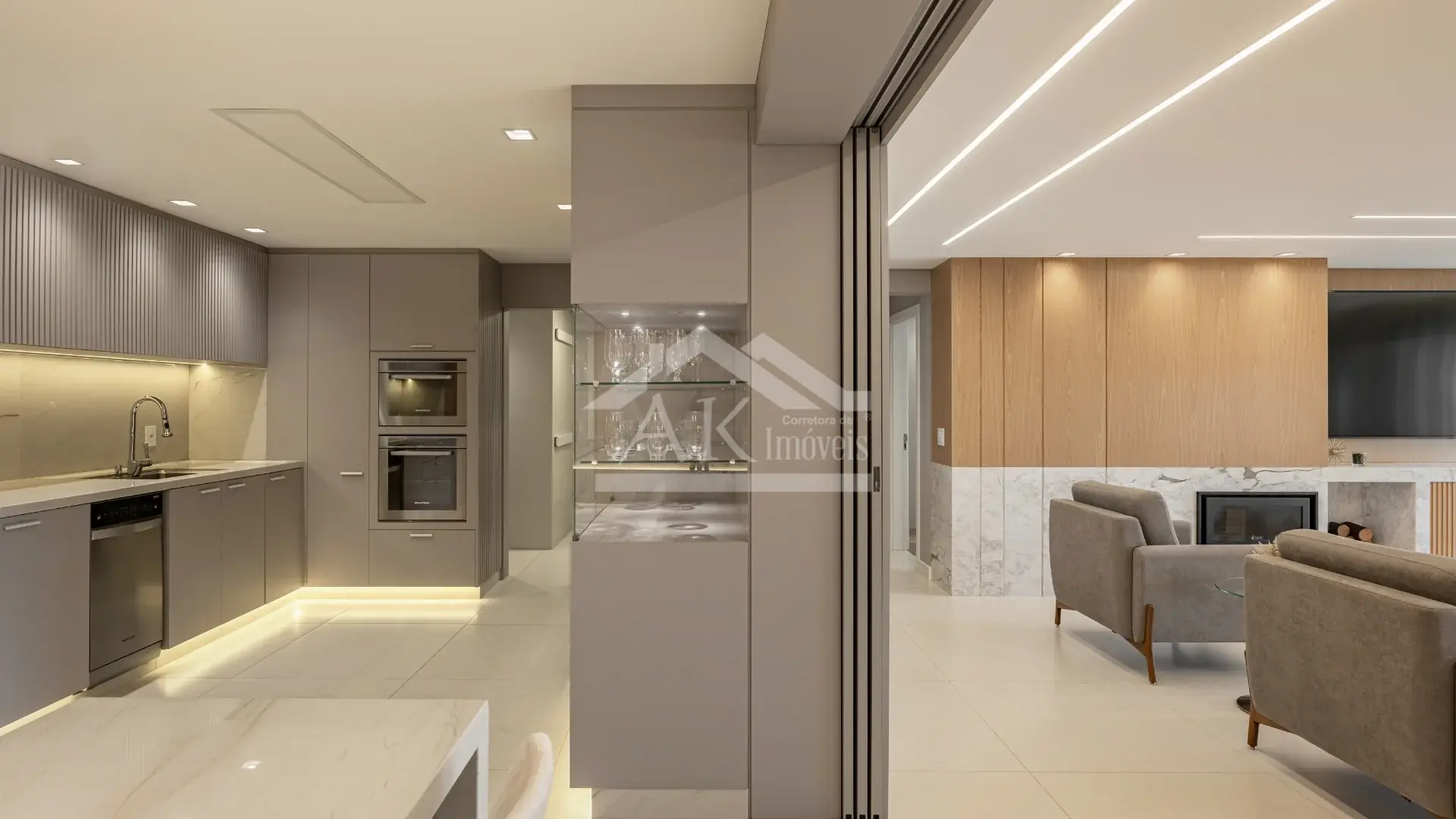 Apartamento decorado e mobiliado à venda no centro de Nova Petrópolis, na Serra Gaúcha