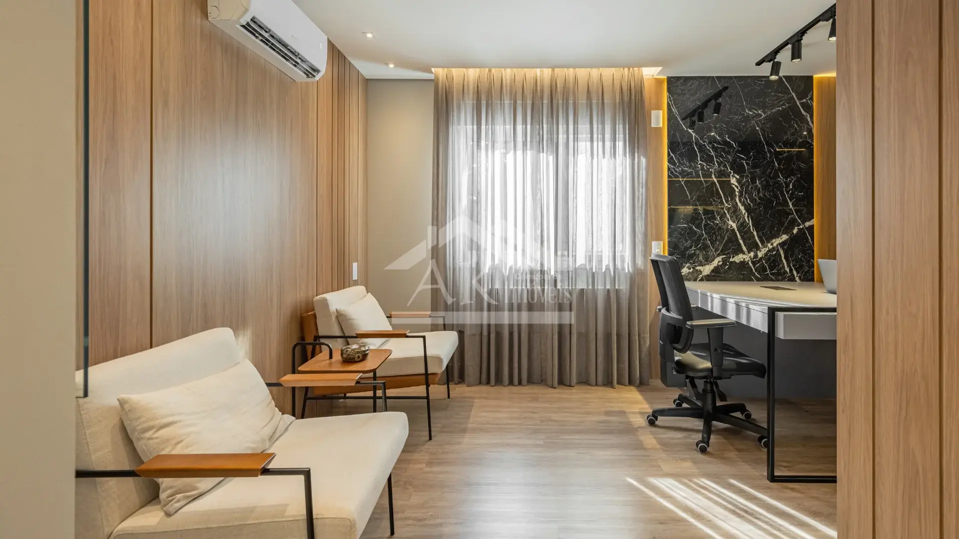 Apartamento decorado e mobiliado à venda no centro de Nova Petrópolis, na Serra Gaúcha