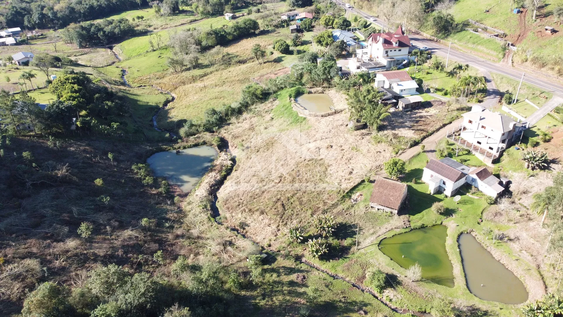 Chácara à venda às margens da BR 116 em Picada Café na Serra Gaúcha