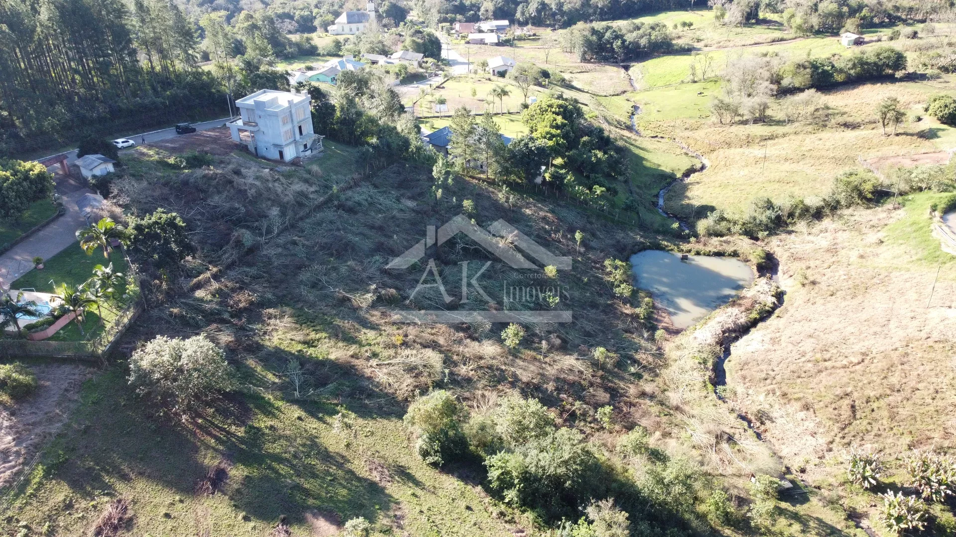 Chácara à venda às margens da BR 116 em Picada Café na Serra Gaúcha