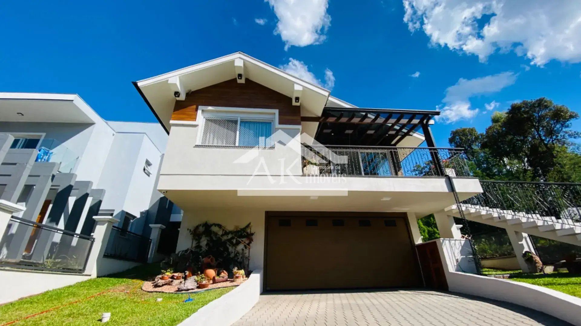 Excelente casa mobiliada e de alto padrão à venda em Nova Petrópolis, na Serra Gaúcha