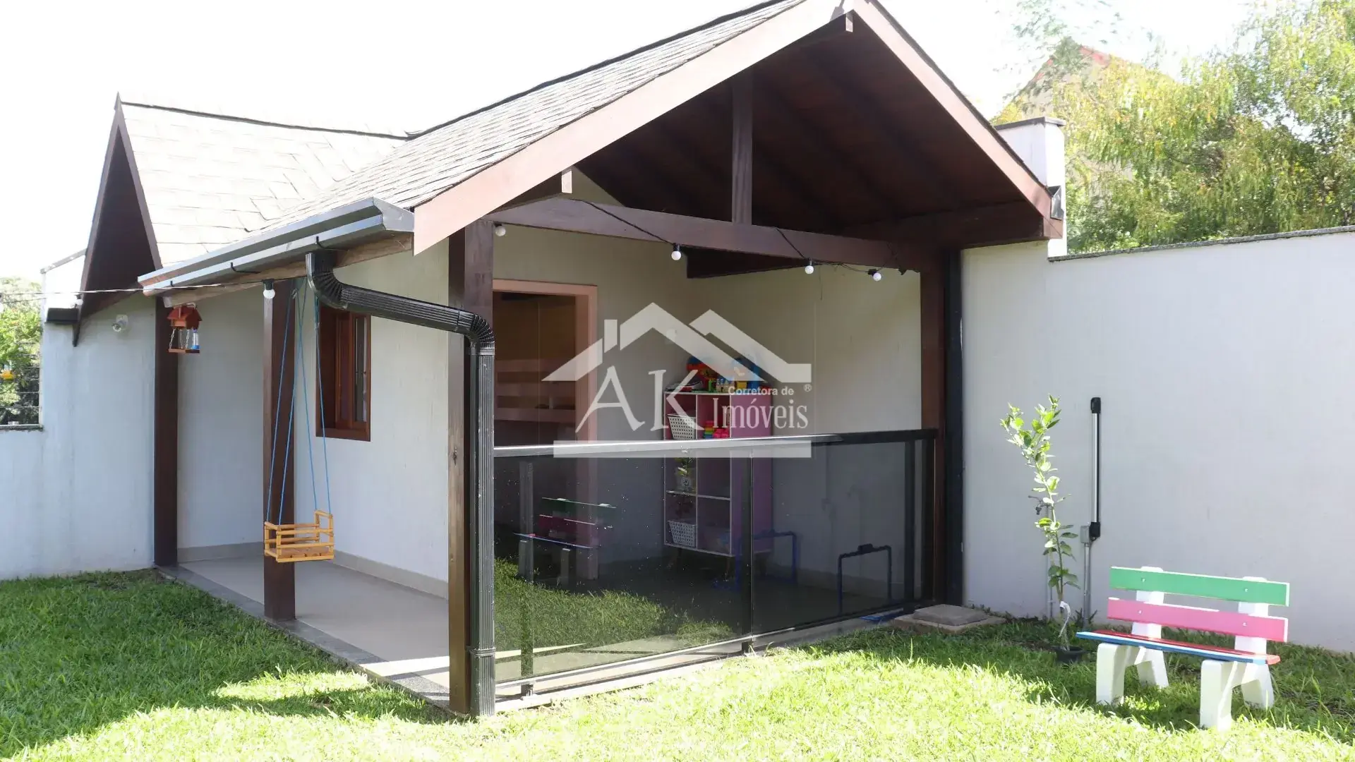 Excelente casa mobiliada e de alto padrão à venda em Nova Petrópolis, na Serra Gaúcha