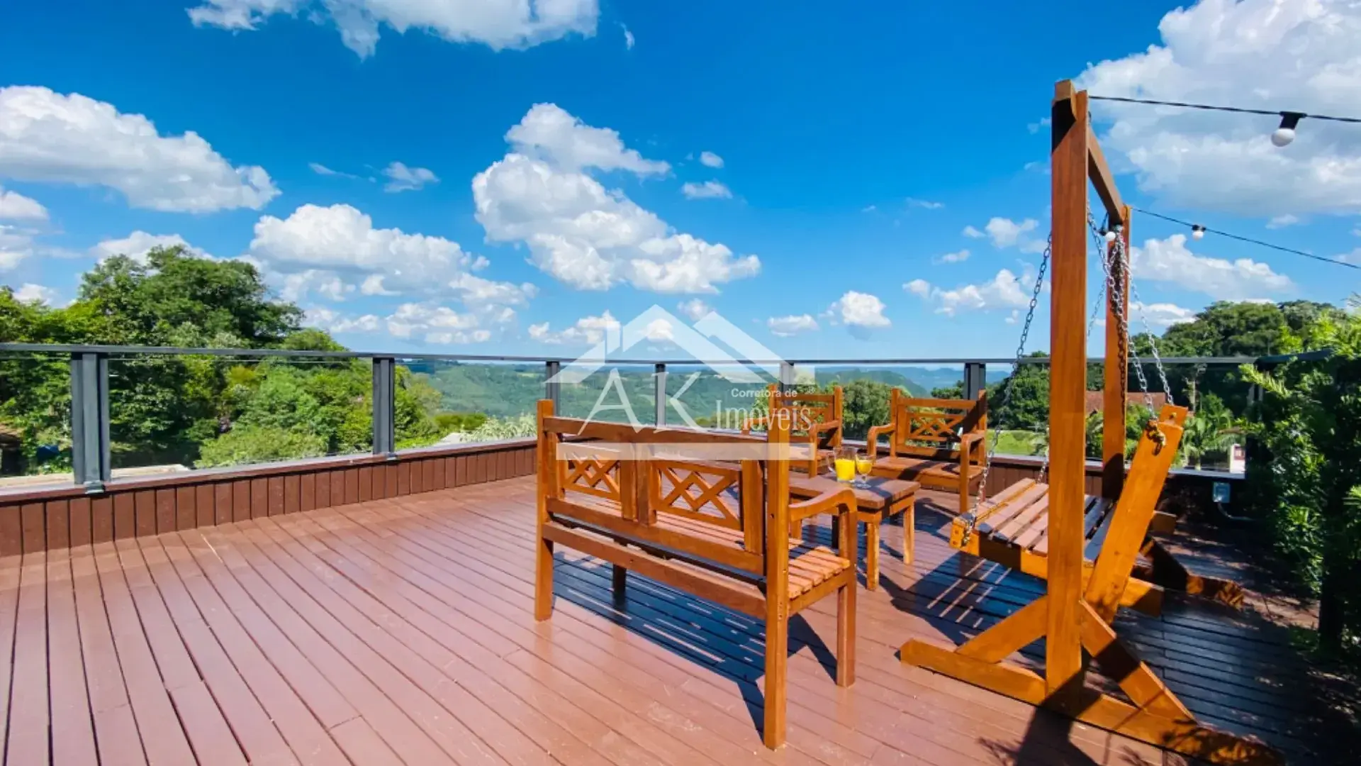 Excelente casa mobiliada e de alto padrão à venda em Nova Petrópolis, na Serra Gaúcha