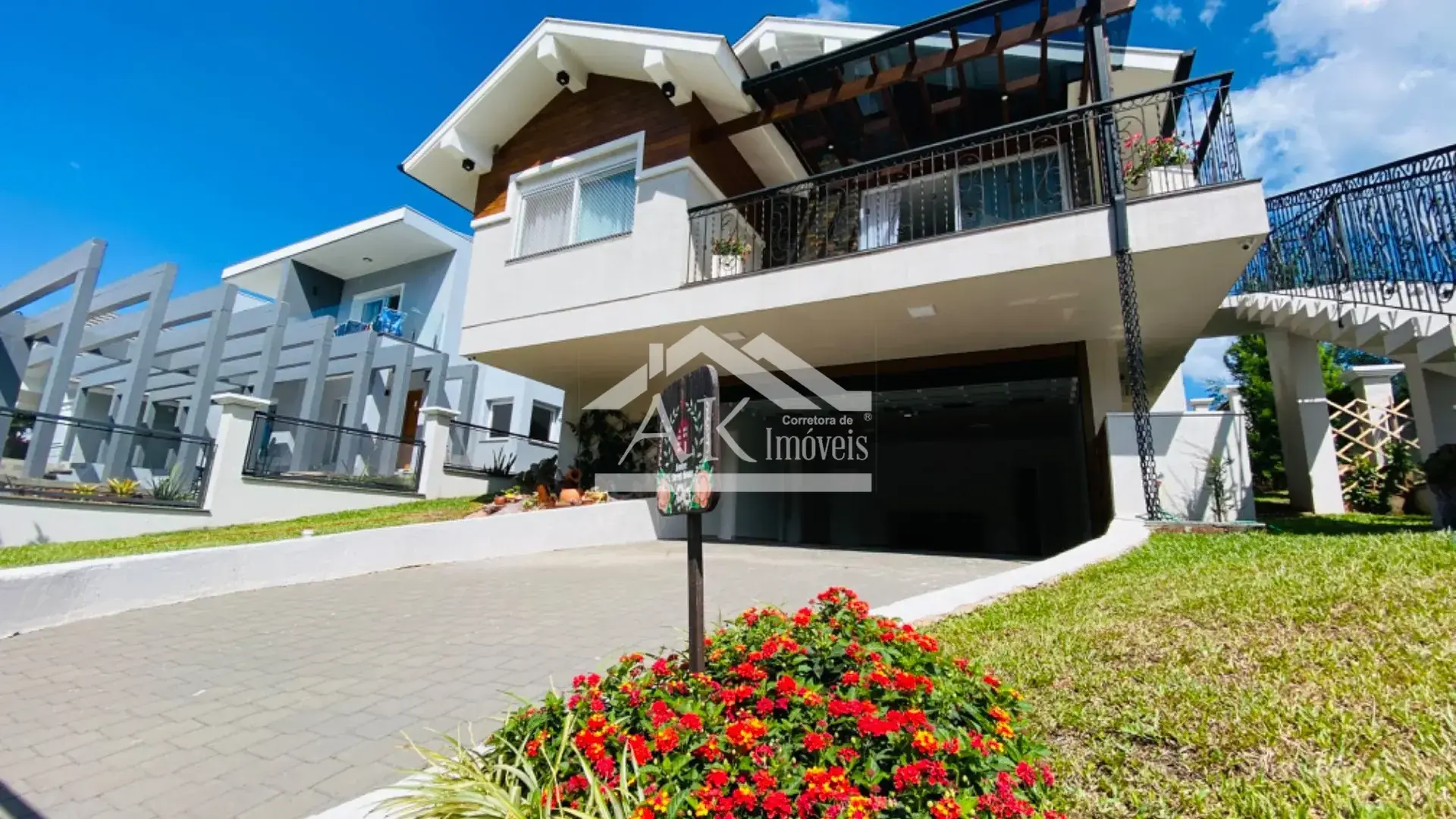 Excelente casa mobiliada e de alto padrão à venda em Nova Petrópolis, na Serra Gaúcha