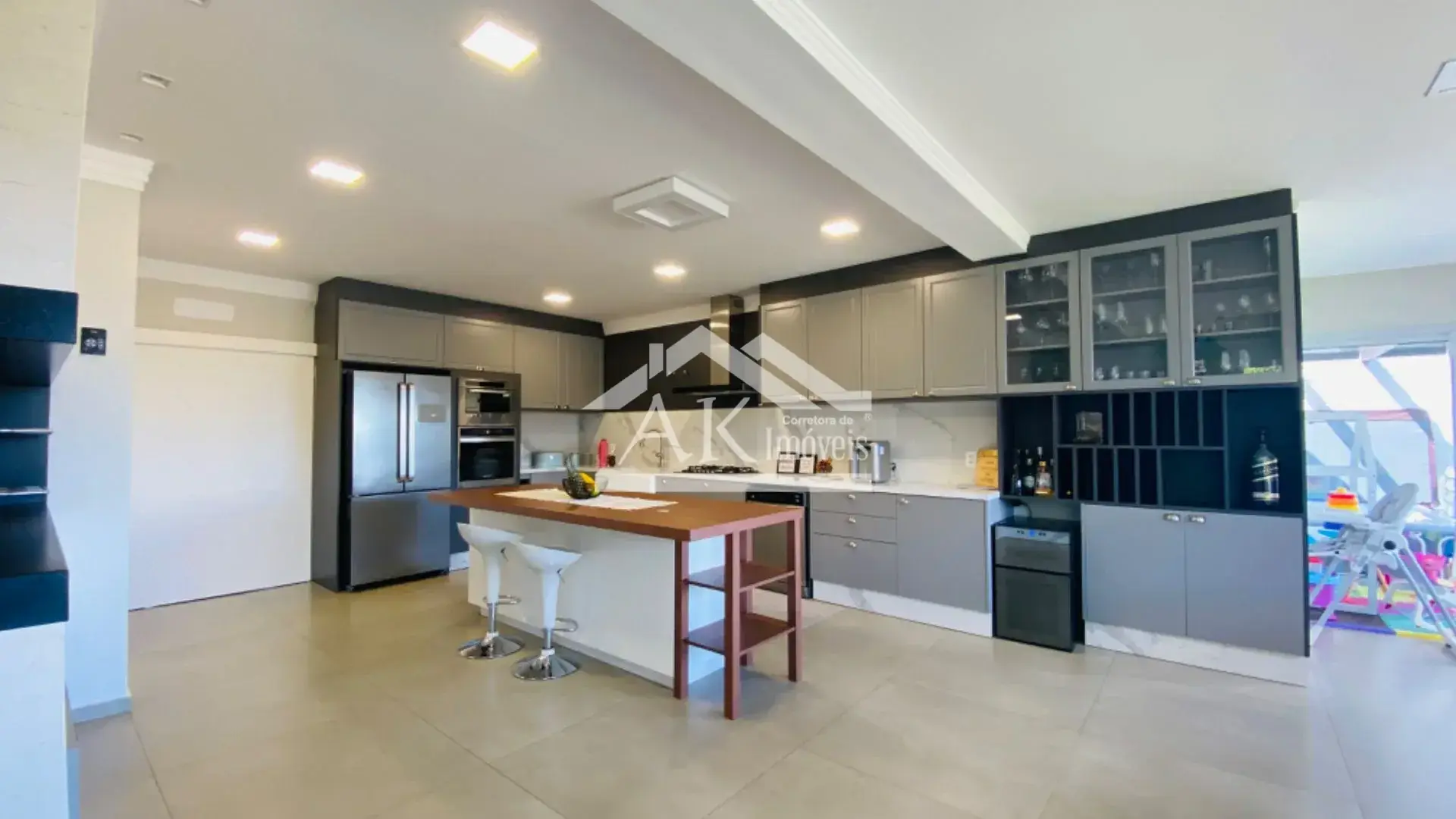 Excelente casa mobiliada e de alto padrão à venda em Nova Petrópolis, na Serra Gaúcha
