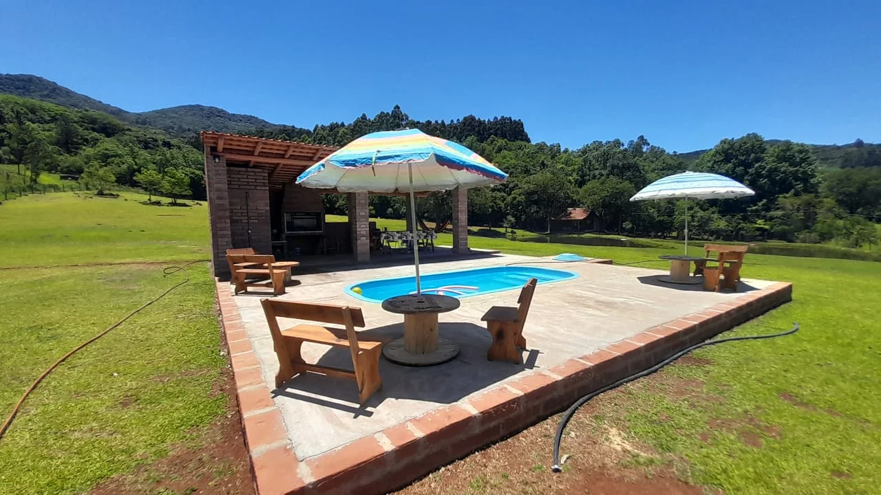 Sítio com potencial turístico à venda em São Francisco de Paula