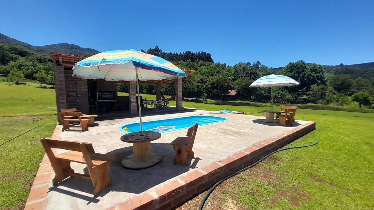 Sítio com potencial turístico à venda em São Francisco de Paula