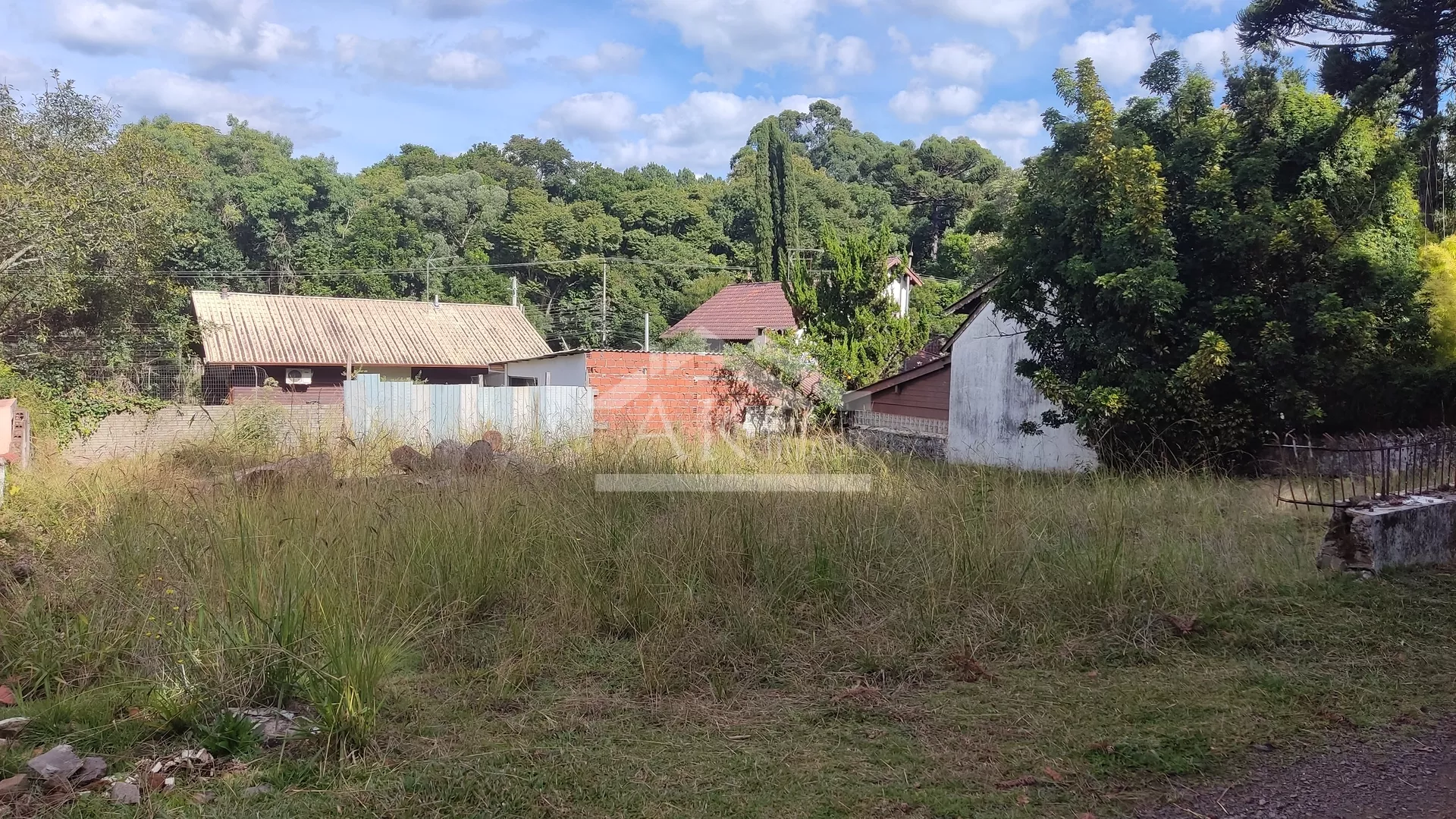 Terreno plano e amplo à venda no Centro de Nova Petrópolis, na Serra Gaúcha