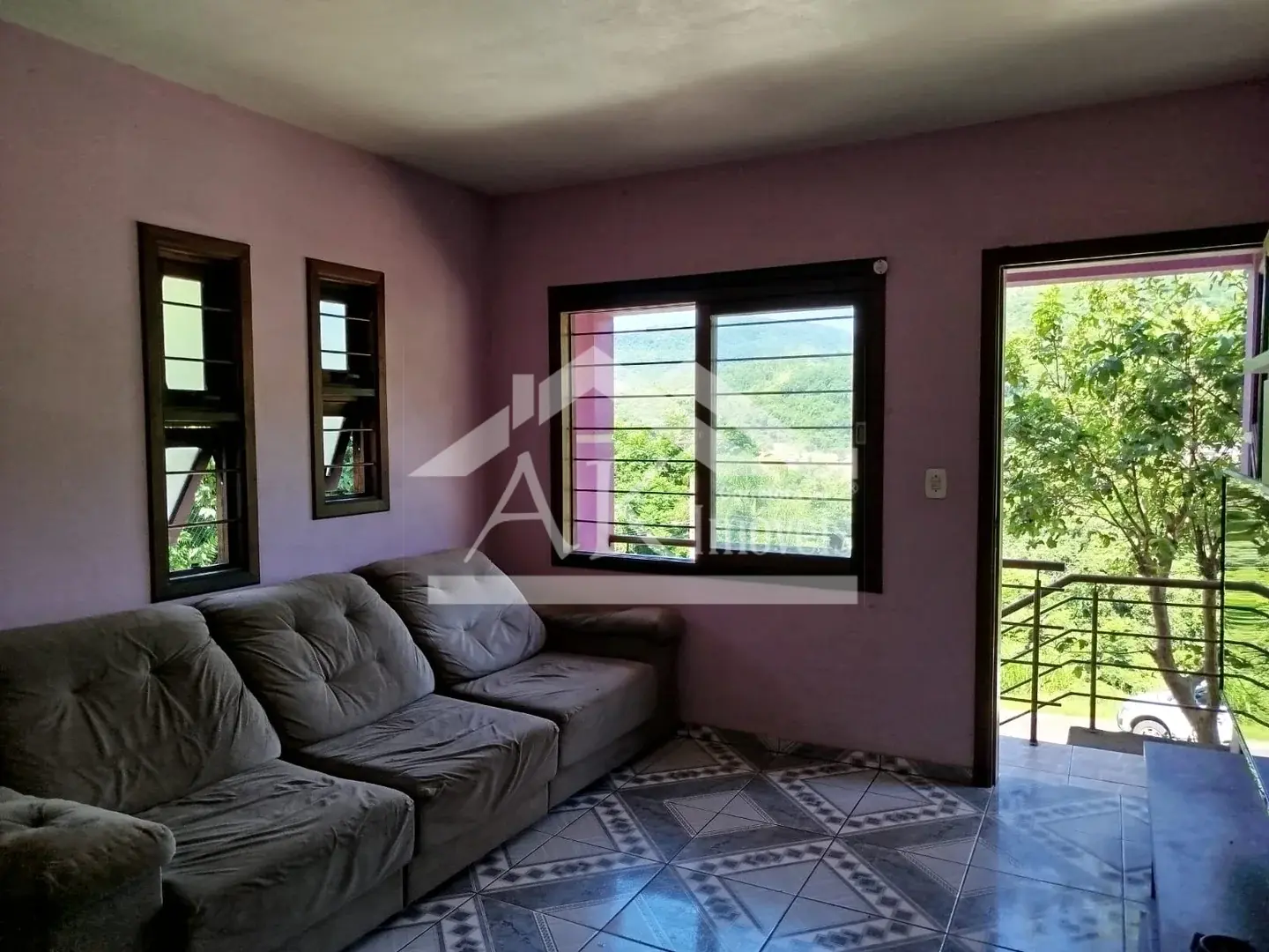 Casa à venda no bairro Esperança em Picada Café na Serra Gaúcha