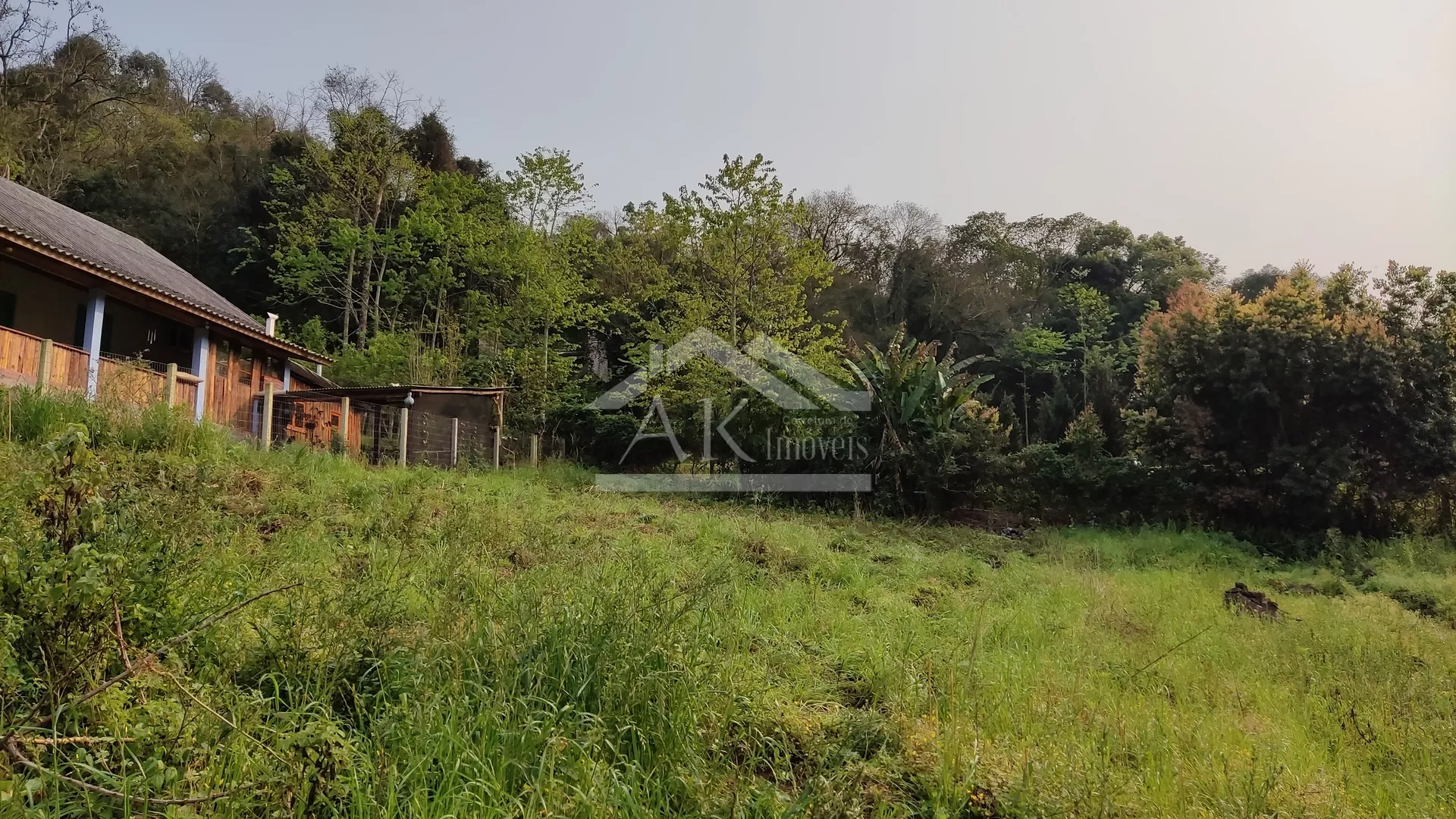 Terrenos urbanos com bela vista à venda em Picada Café na Serra Gaúcha