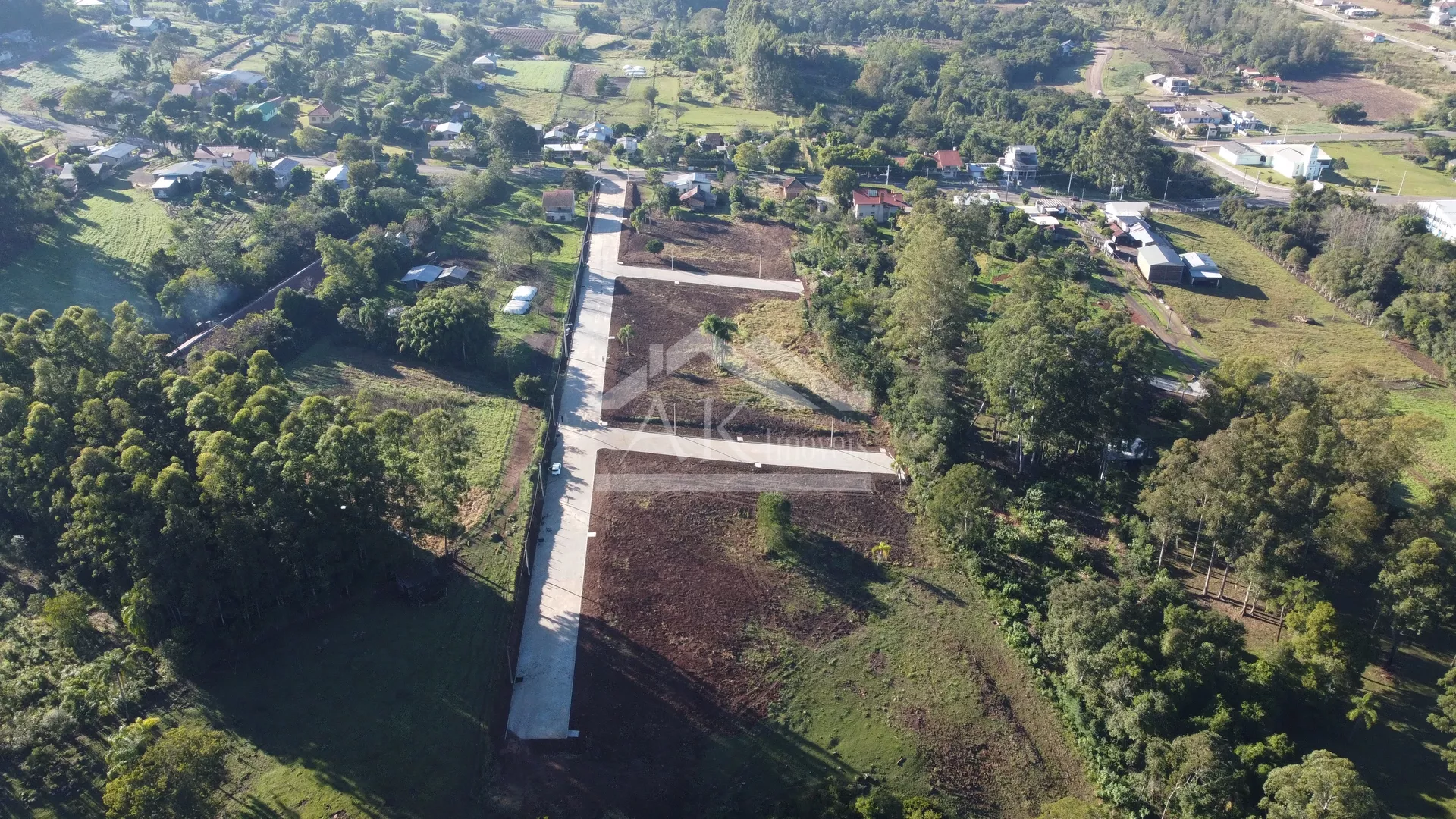 Terrenos urbanos, com excelente localização à venda em Presidente Lucena, na Serra Gaúcha