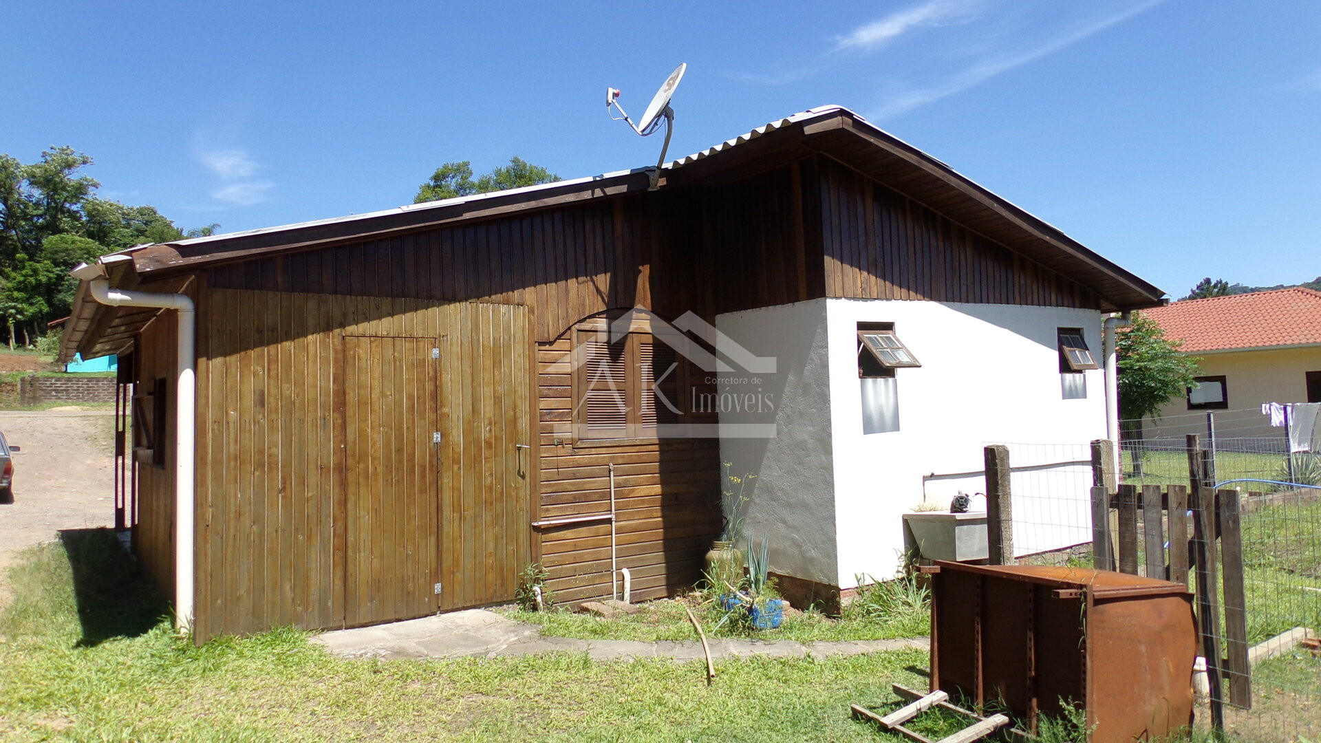 Imagens do imóveis Ampla casa com 3 quartos e piscina a venda em Picada Café na Serra Gaúcha
