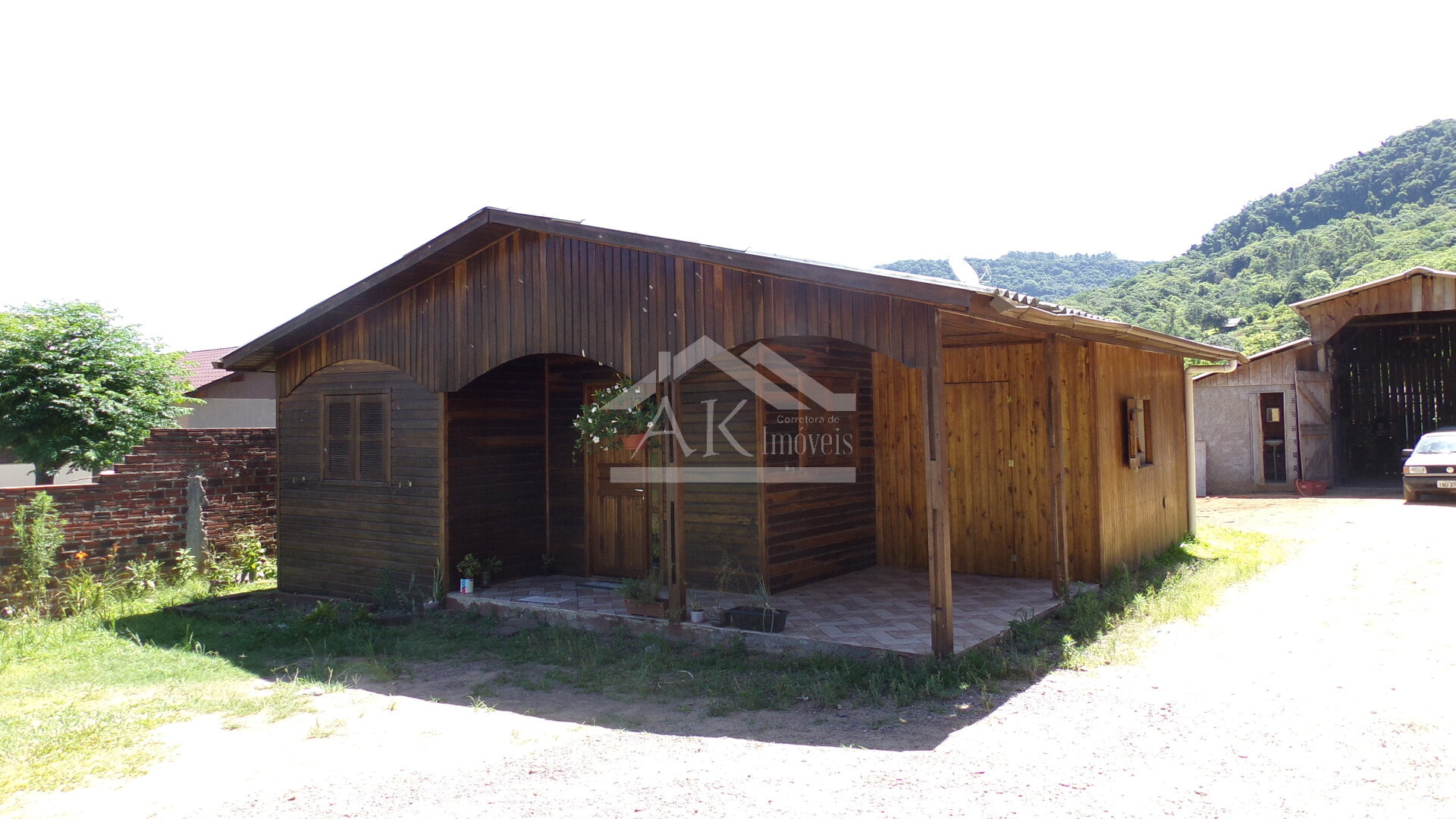 Imagens do imóveis Ampla casa com 3 quartos e piscina a venda em Picada Café na Serra Gaúcha