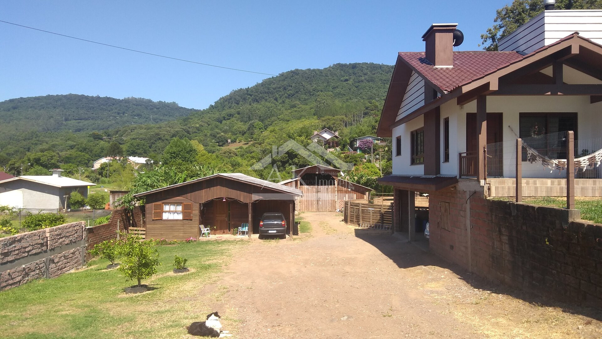 Imagens do imóveis Ampla casa com 3 quartos e piscina a venda em Picada Café na Serra Gaúcha