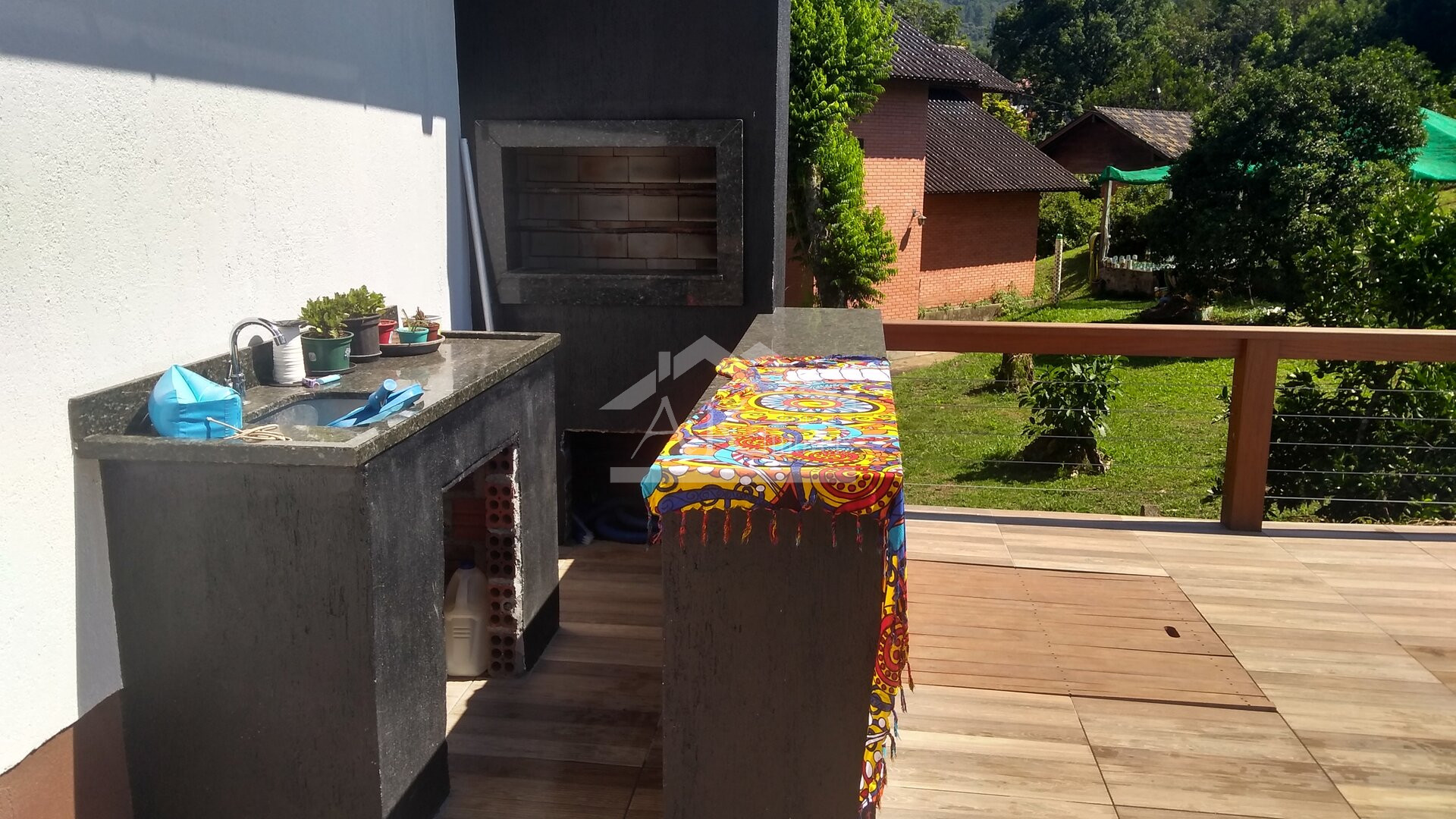 Imagens do imóveis Ampla casa com 3 quartos e piscina a venda em Picada Café na Serra Gaúcha
