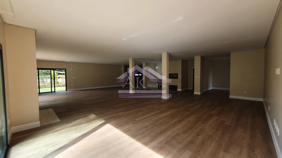 Magnífica casa de alto padrão a venda no centro de Nova Petrópolis, jardim da Serra Gaúcha