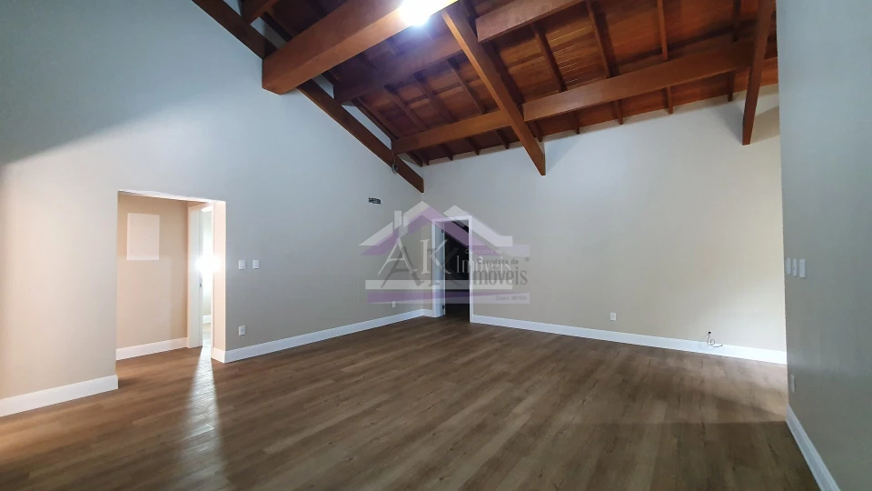 Magnífica casa de alto padrão a venda no centro de Nova Petrópolis, jardim da Serra Gaúcha