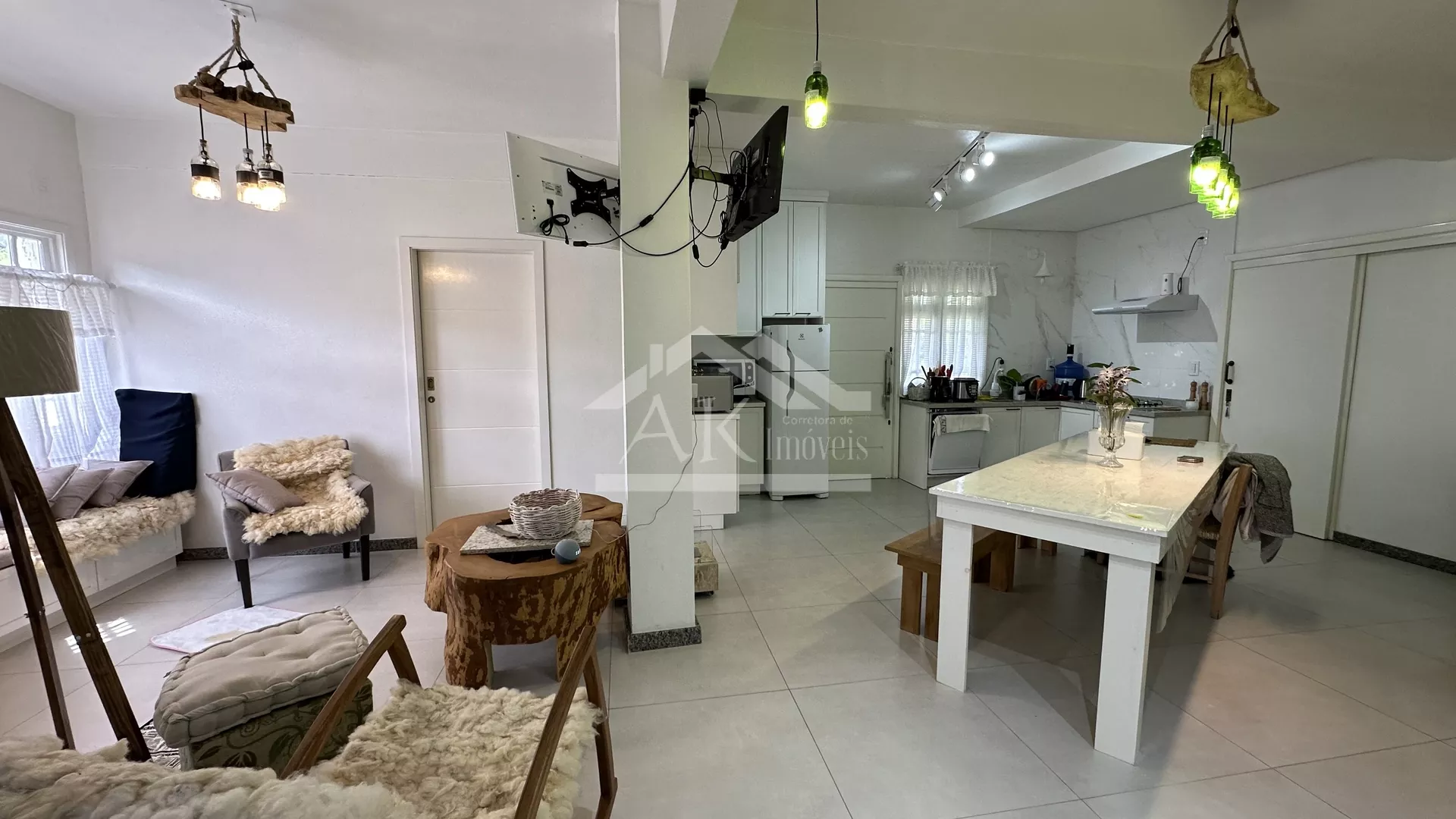 Casa com 3 quartos e uma suíte à venda em Picada Café na Serra Gaúcha