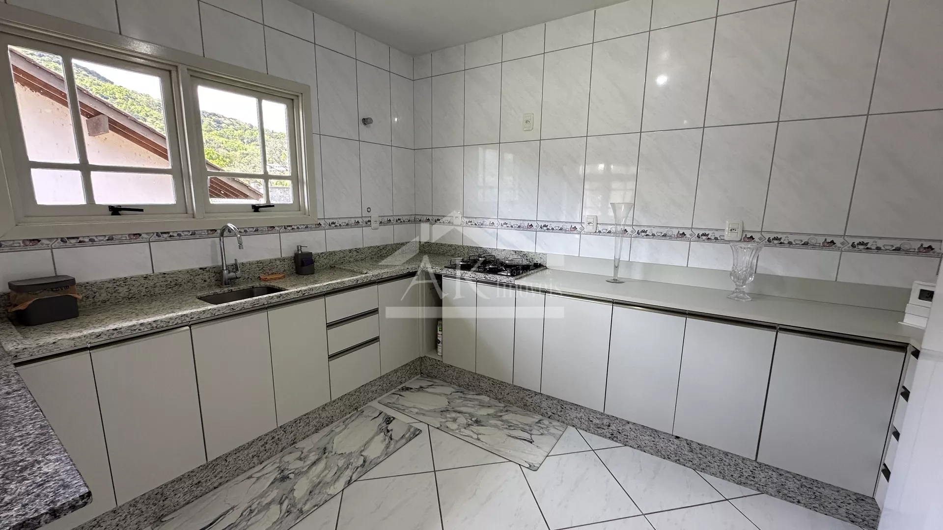 Casa com 3 quartos e uma suíte à venda em Picada Café na Serra Gaúcha