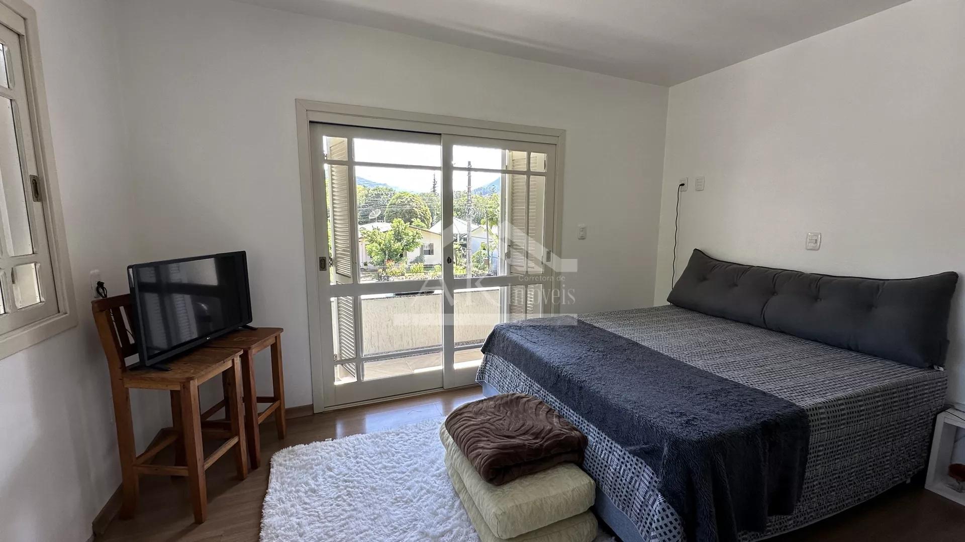 Casa com 3 quartos e uma suíte à venda em Picada Café na Serra Gaúcha
