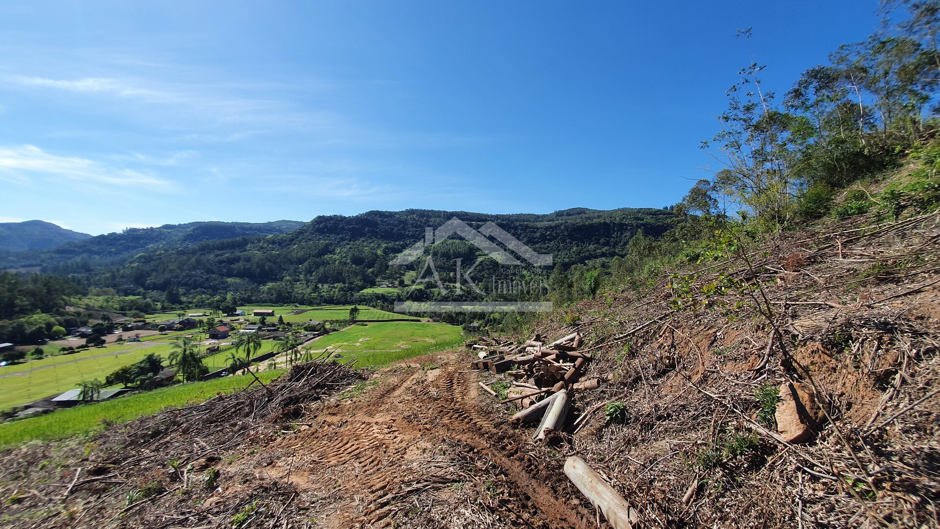 Área de terras com linda vista à venda em Picada Café, na Serra Gaúcha