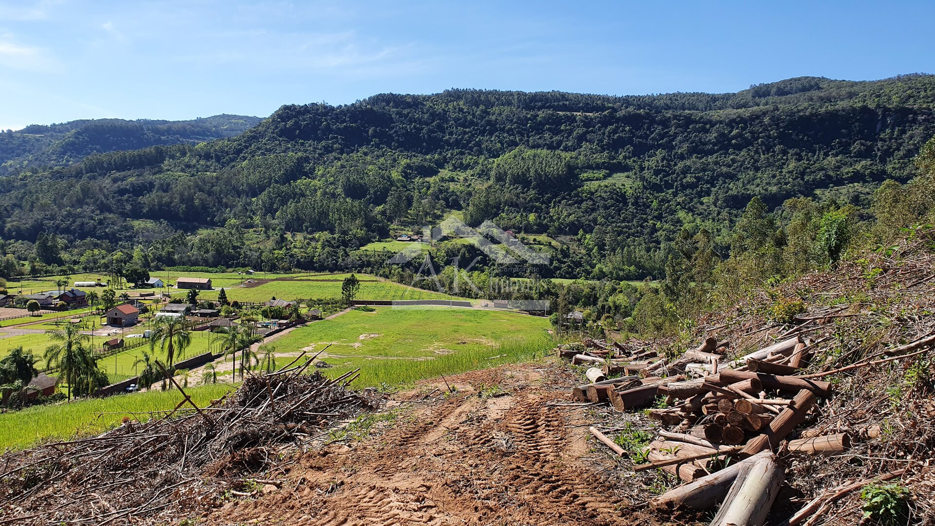 Área de terras com linda vista à venda em Picada Café, na Serra Gaúcha